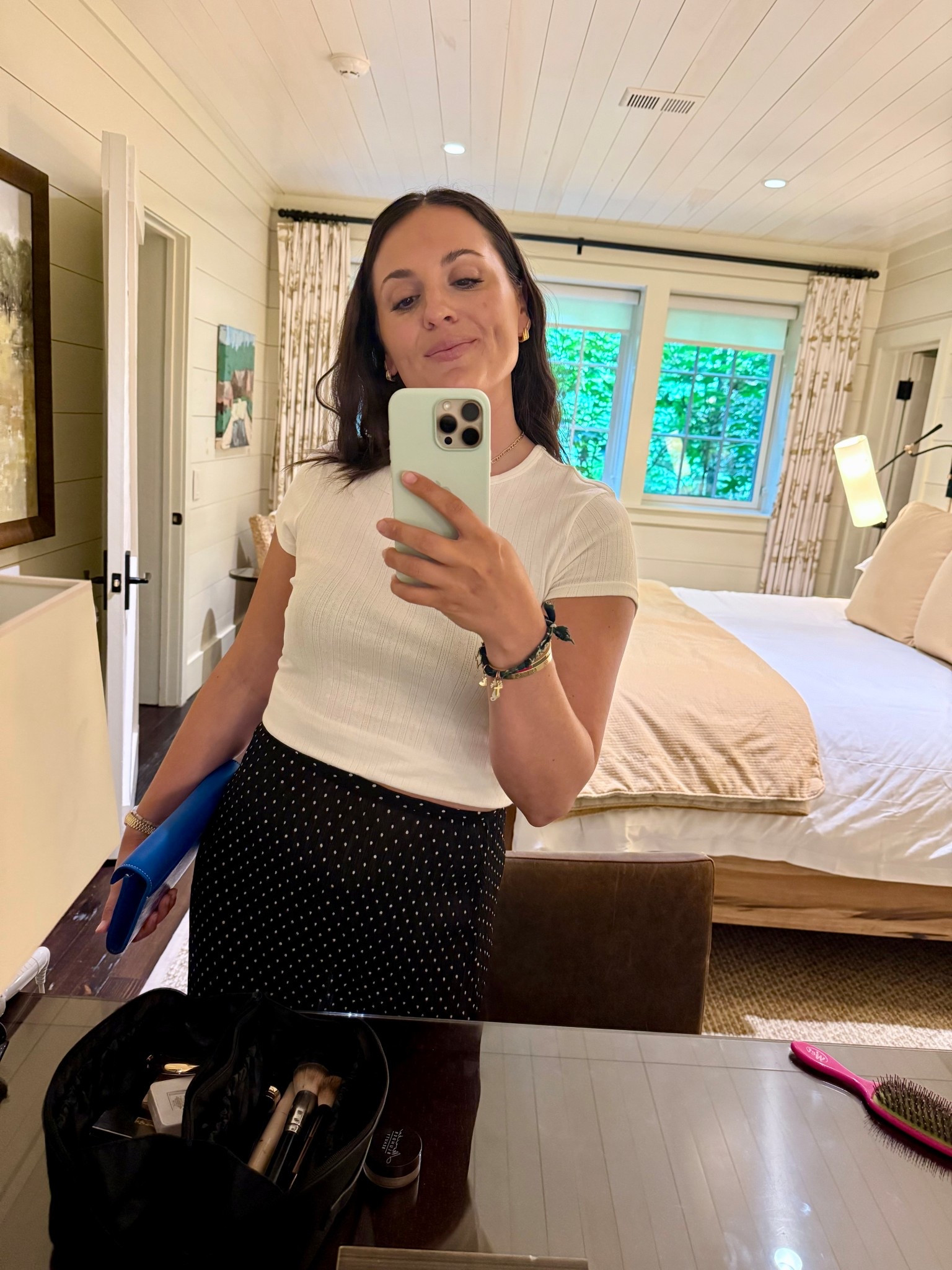 Dinner on Blackberry Farm! 🖤 #lioness #freepeople #larroude

#LTKStyleTip #LTKFindsUnder50 #LTKFindsUnder100