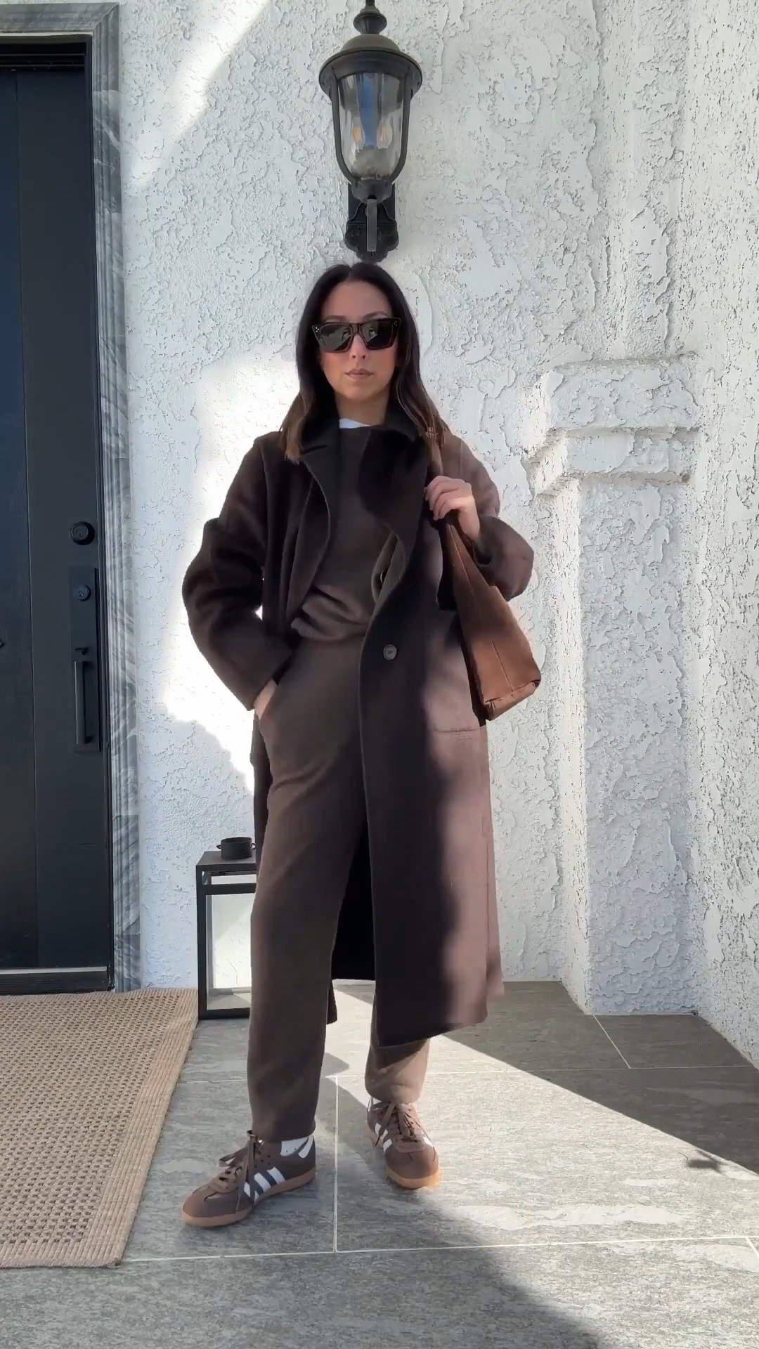 This coat is double wool faced and currently on sale. It’s also double sided. 

Banana Republic coat petite xs
Quince cashmere sweater xs
Quince cashmere joggers xs
Madewell socks (old)
Adidas samba sneakers 4 men’s
Liffner hobo pillow bag. 
Celine sunglasses. 

Petite style, coats 

#LTKootd #LTKPetite #LTKSaleAlert