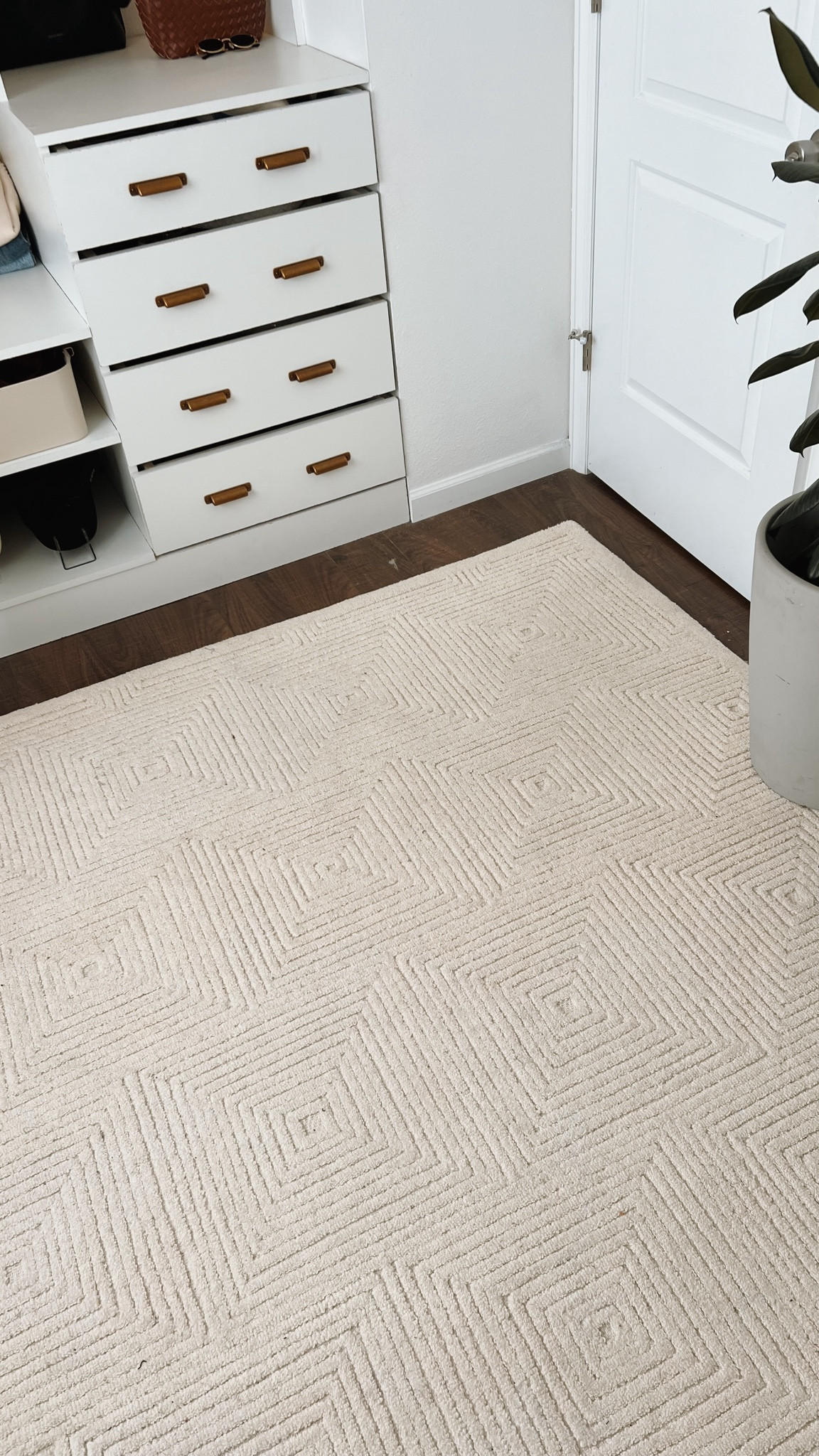 My office rug 🤎 I got the 8x8 size

#LTKSaleAlert #LTKHome