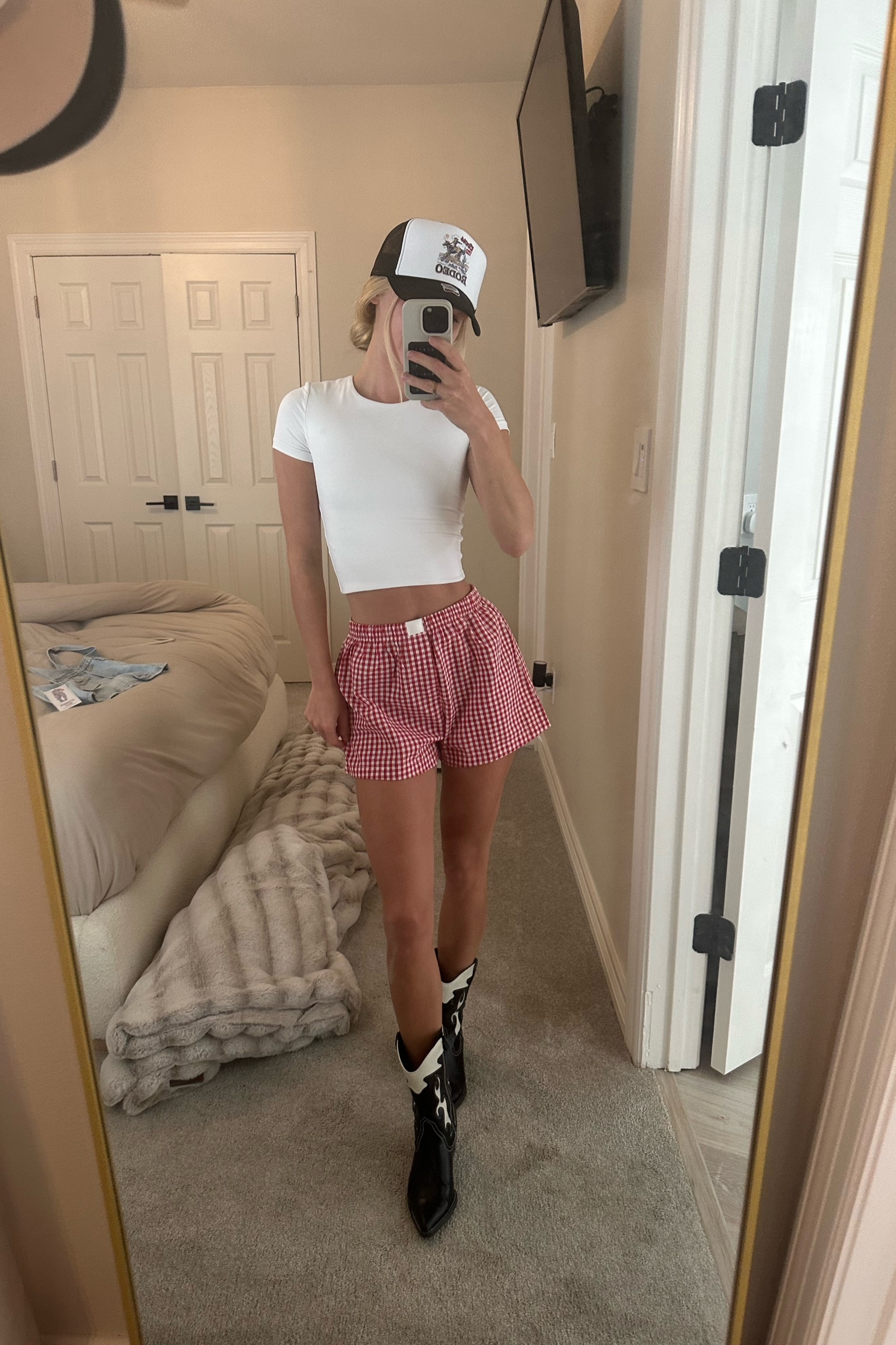 Boots - old target

#LTKSeasonal #LTKfindsunder100 #LTKFestival