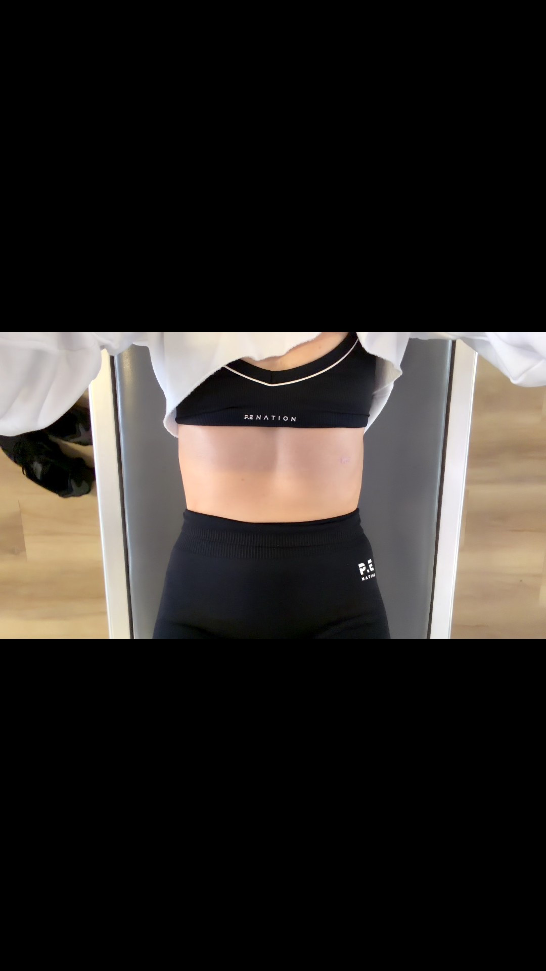 Active set black and white that snatches the waist!

#LTKActive #LTKfitnessgoals #LTKootd
