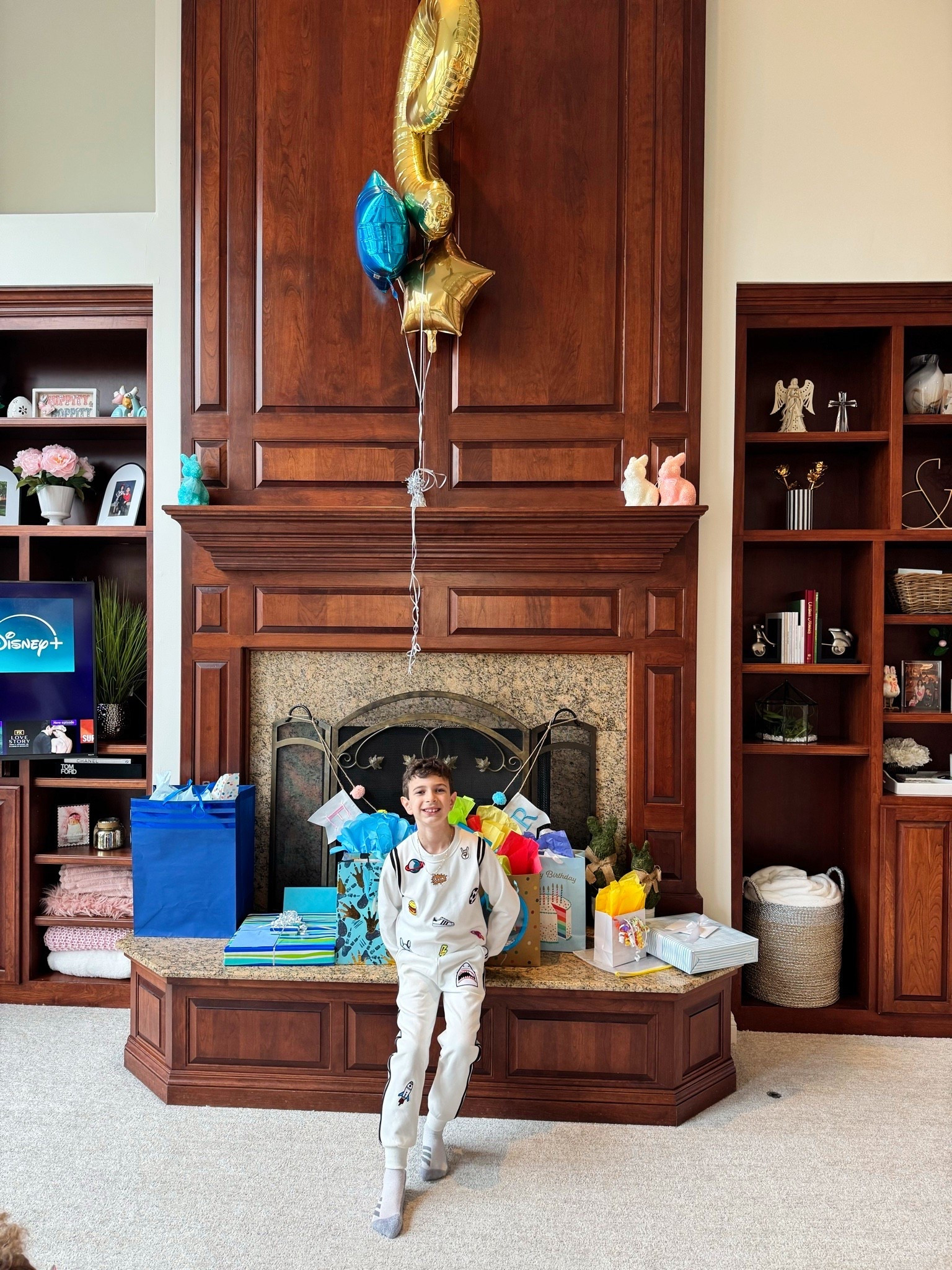 We have a 9 year old!! 🥹🎉

Also had to share this jogger set—he’s been loving it

I didn’t realize Lola + The Boys had such cute options for boys, but this one was a win (and I grabbed it on sale 🙌)

#LTKmomlife #LTKSaleAlert #LTKKids