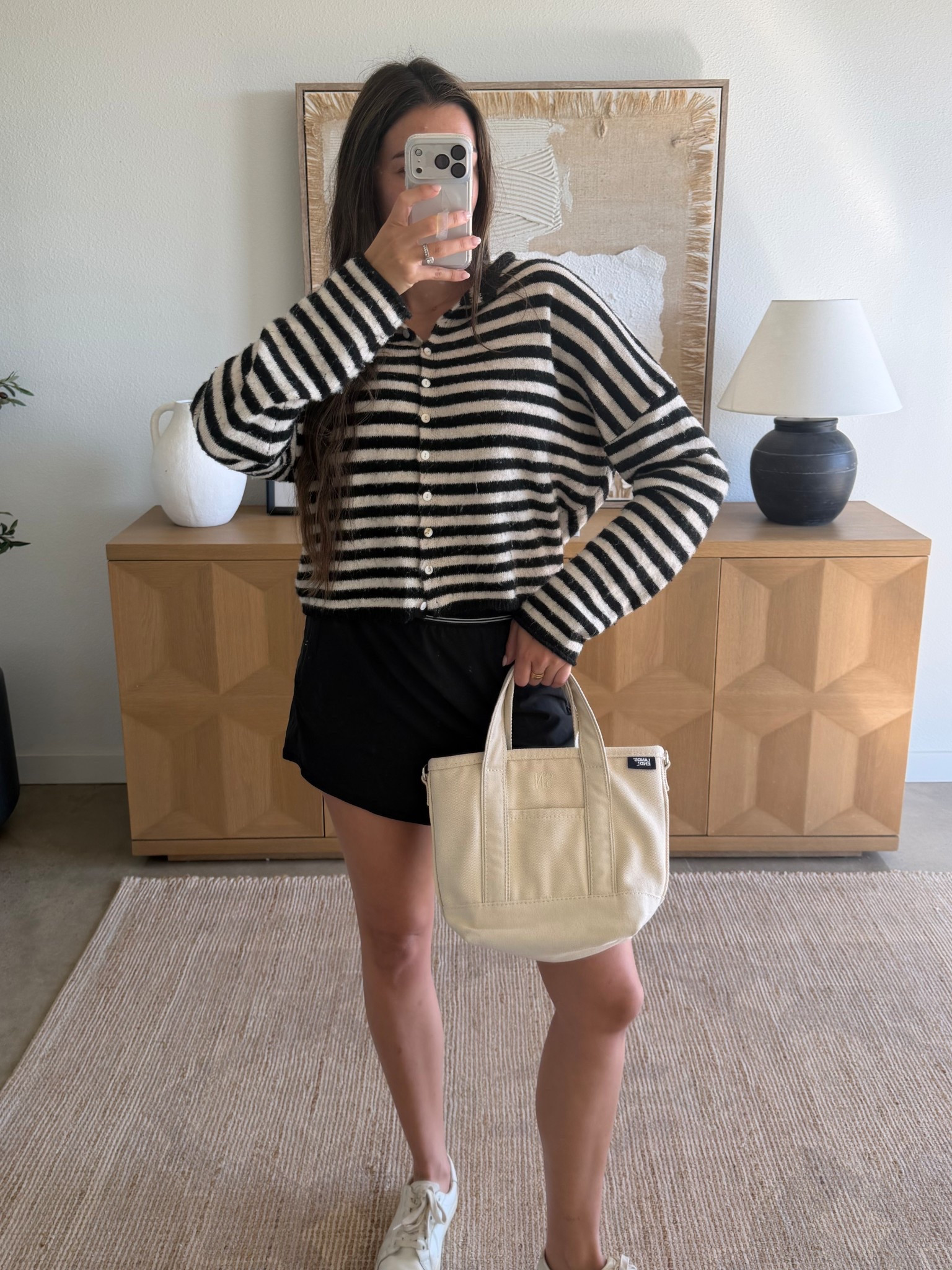 Small skirt / bag is Small, neutral!!