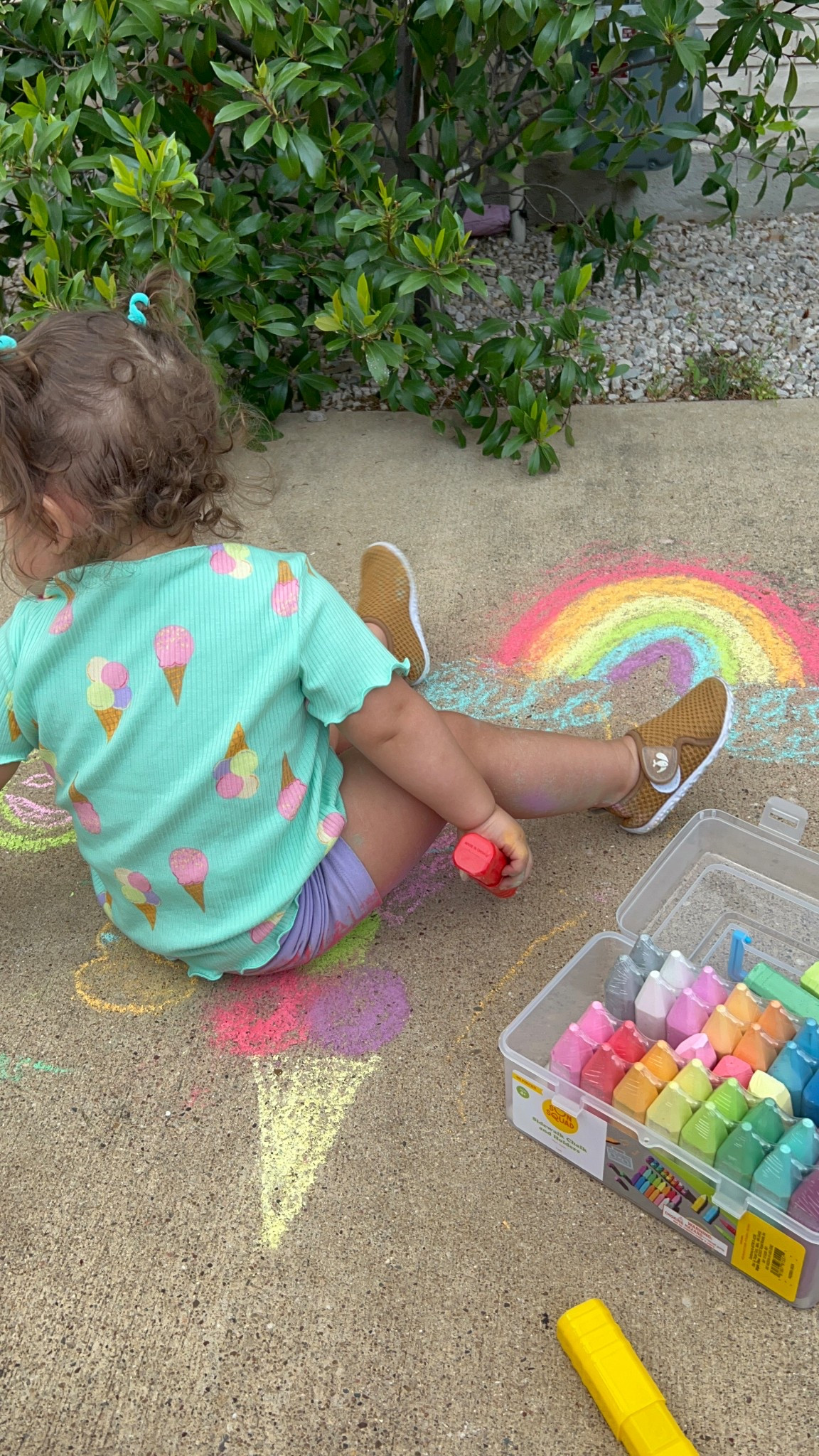 Obsessed with our new chalk set with 4 chalk holders! 🎨🌈 #LTKtoddlercraft #LTKtoddler #LTKspring #LTKmom

#LTKWatchNow #LTKKids #LTKHome
