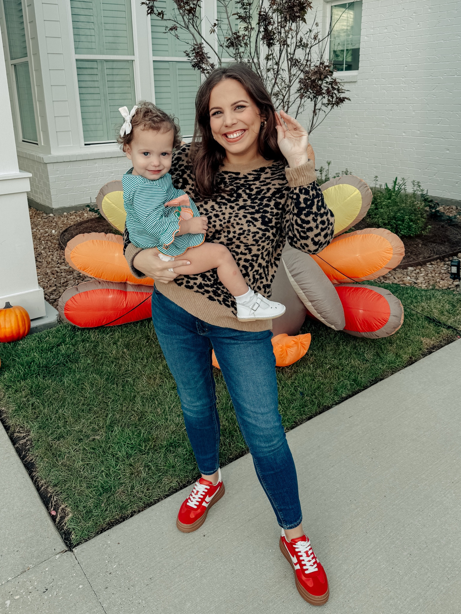 Gobbled till I wobbled in this cutie and comfy outfit! The jeans are the perfect stretch and so slimming! 

Sneakers, leopard sweater, oversized sweater, jeans, midsize jeans, cheetah print, holiday outfit

#LTKKids #LTKMidsize #LTKStyleTip