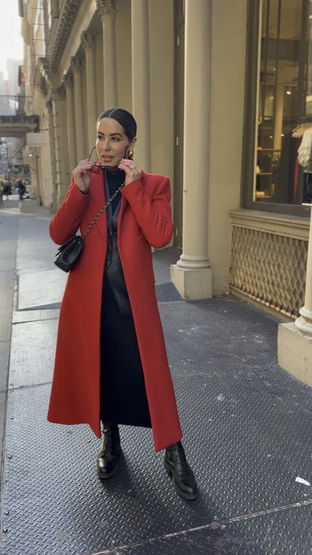 A pop of red is always a good idea. Love a bold red coat with an all black look. 


#LTKstyletip #LTKHoliday #LTKSeasonal