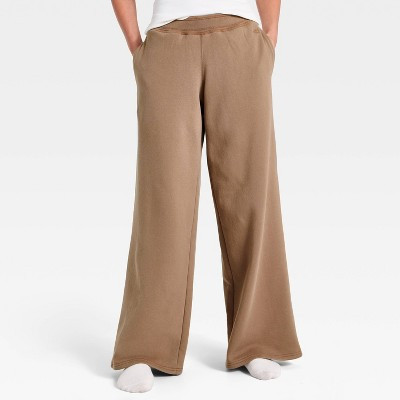 Women's Fleece Sweatpants - Brown XL The Hollister Collection at Target | Target