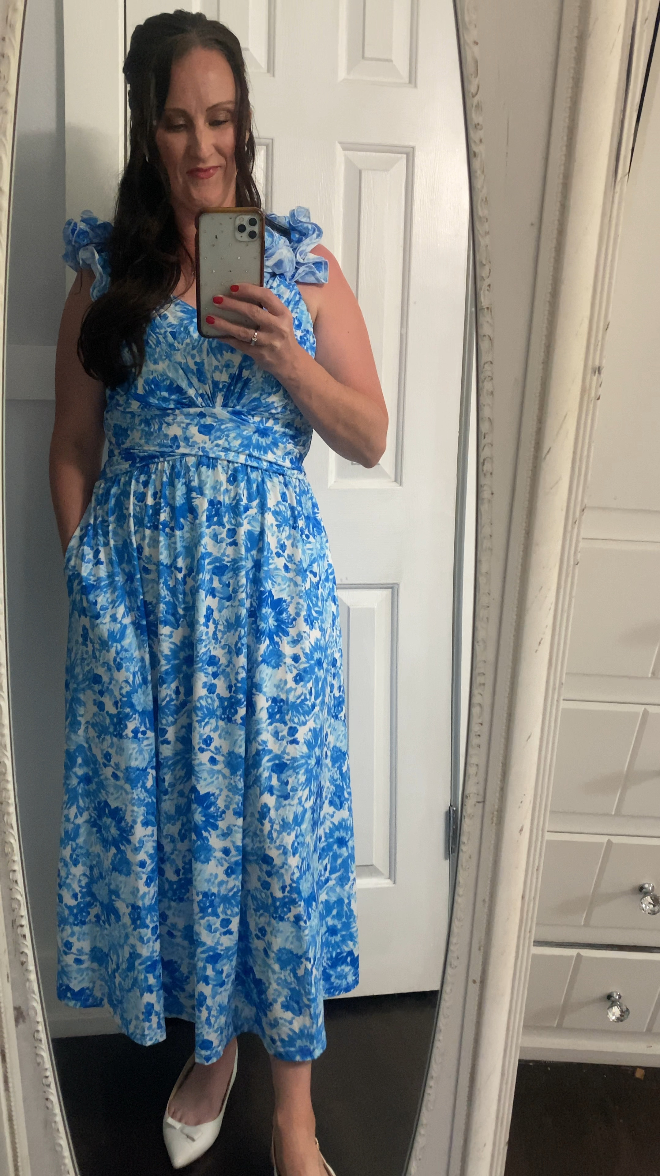 These sling backs! The epitome of luxury, style, and class. White Italian leather slings in “Calf.” By Sarah Flint New York. Perfect to pair with your wedding guest dress, date night outfit, baby shower dress, or other spring and summer events. 

#LTKOver40 #LTKStyleTip #LTKShoeCrush