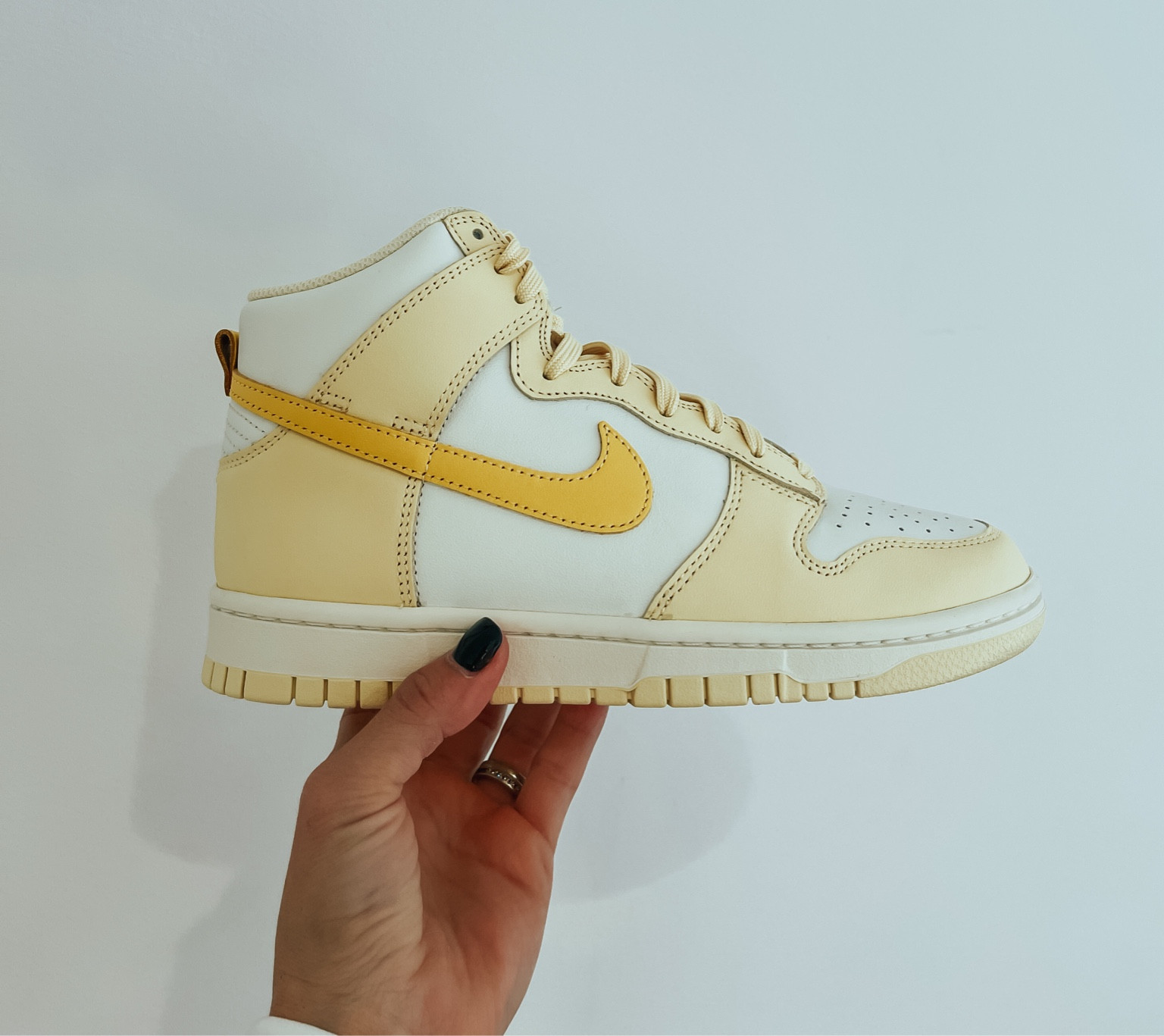 Fall shoes / fall sneakers / nike dunks / Nike sneakers / neutral sneakers 

Use code MEMBER20 to save 20%! 

They fit true to size. 

#LTKsalealert #LTKshoecrush #LTKGiftGuide