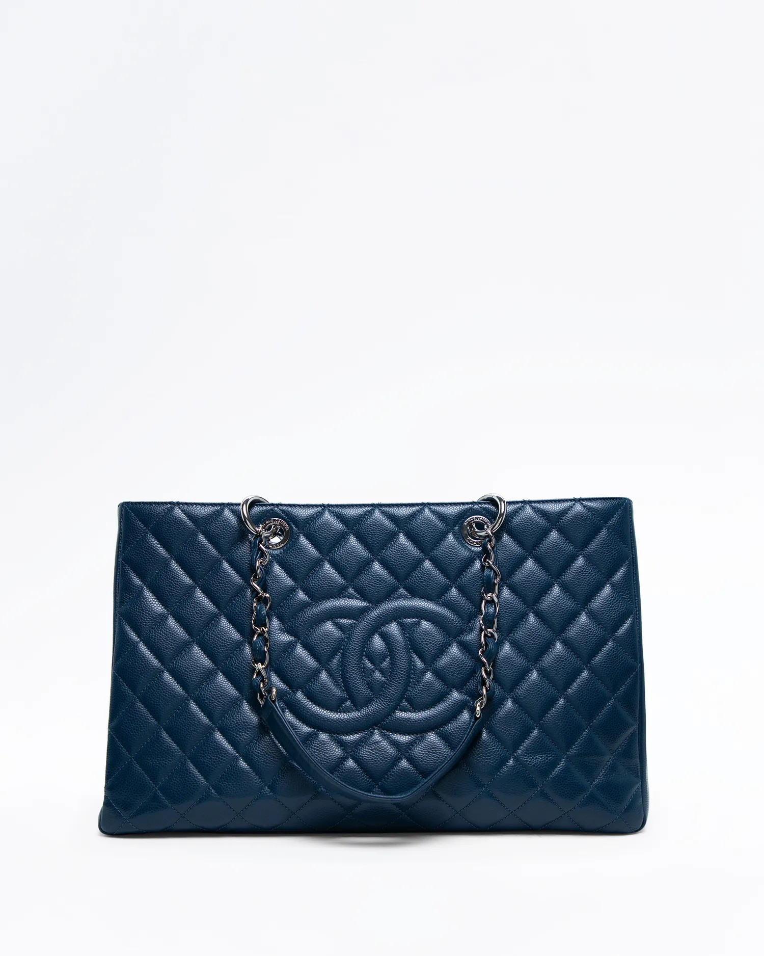 Caviar Quilted XL Grand Shopping Tote | Vivrelle