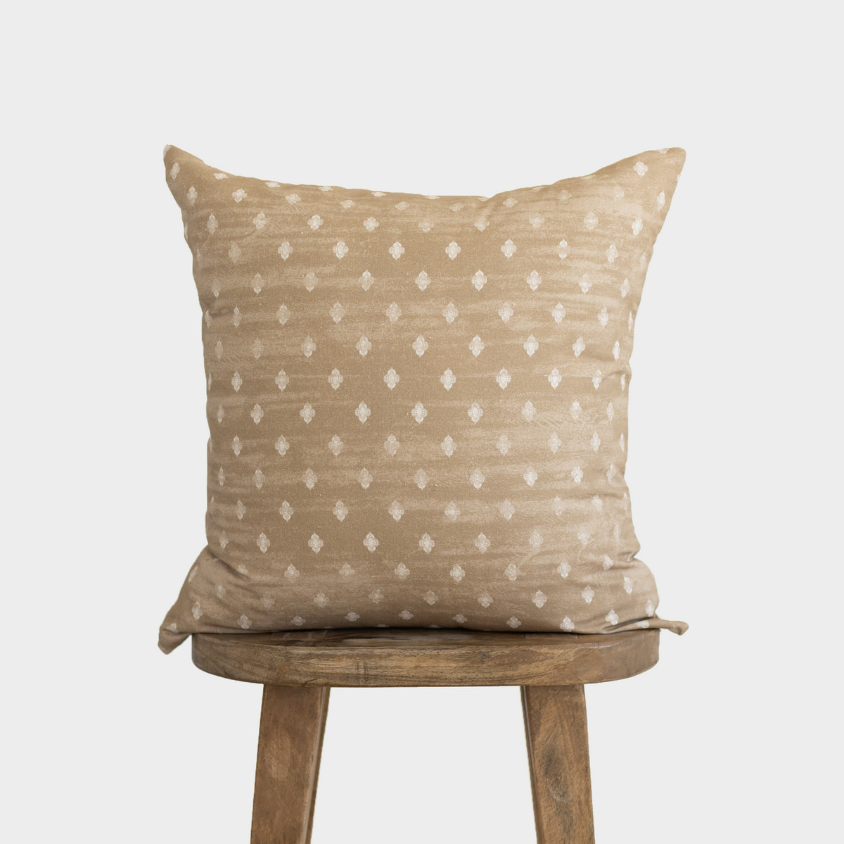 Amaro - Mudcloth Pillow Cover Single - 18'' | Woven Nook