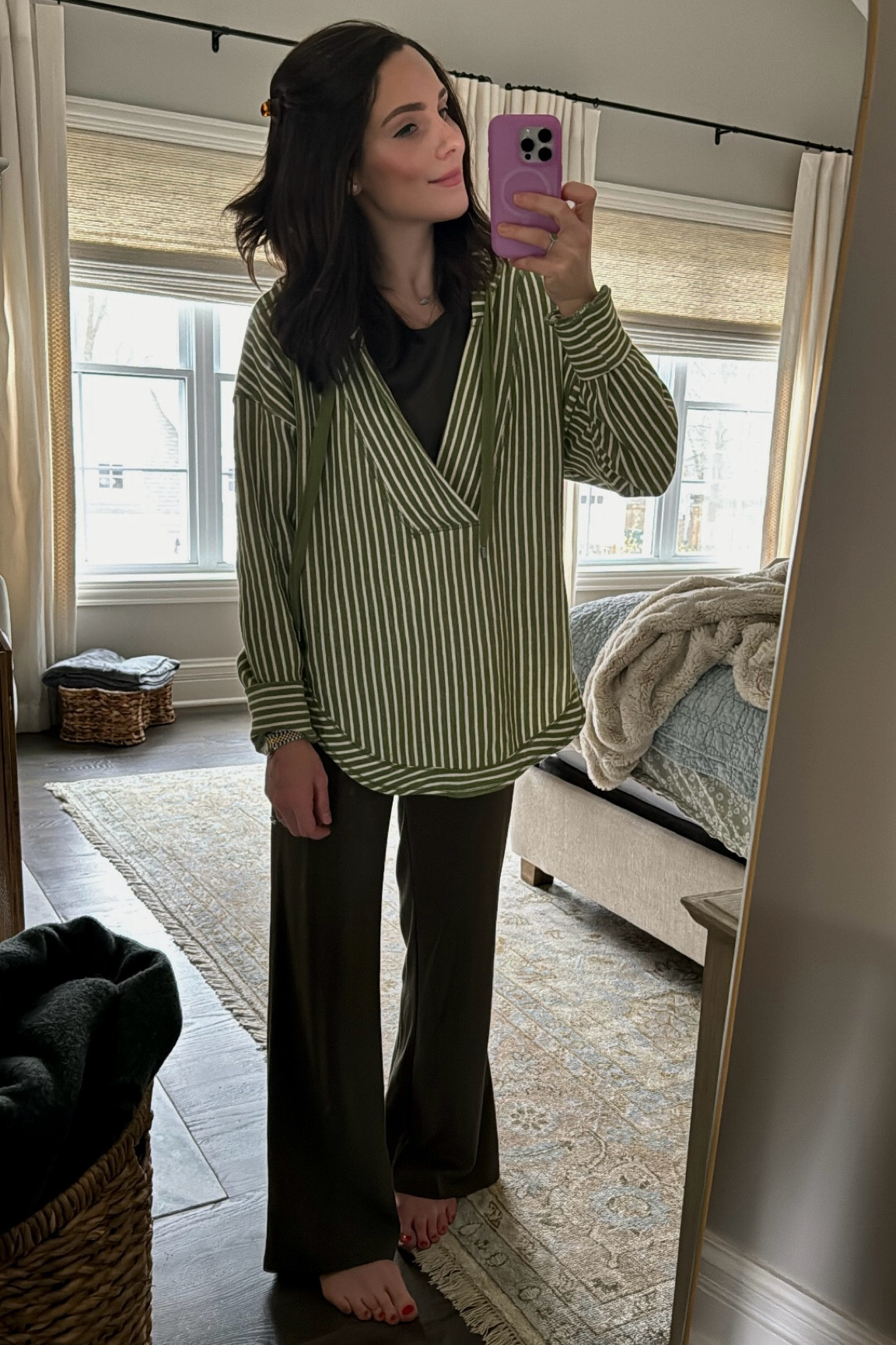 Rainy day comfy outfit!


Amazon jumpsuit // Amazon lounge // Amazon find // hoodie // striped sweatshirt // oversized sweatshirt // mom style // mom outfit 

#LTKfindsunder100 #LTKsalealert