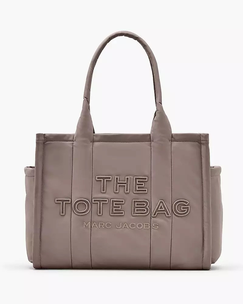A timeless everyday tote 🤍
Neutral, structured, and easy to style with everything.
Linked ✨ 

 #LTKValentine #LTKgrwm #LTKootd