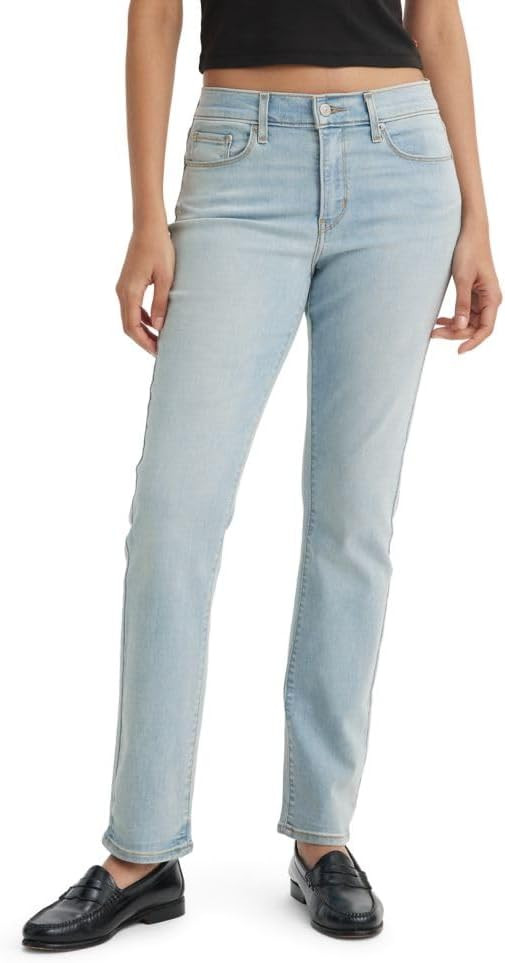 Levi's Women's Classic Straight Jeans | Amazon (US)