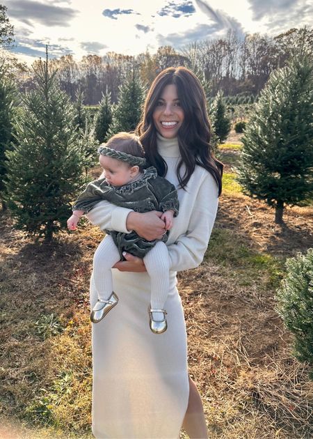 Holiday photo outfit inspiration, Christmas picture outfits, family photos coordinating outfits, mommy and me outfit, green velvet romper for baby girl, winter white sweater dress 

#LTKfamily #LTKHoliday #LTKHolidaySale