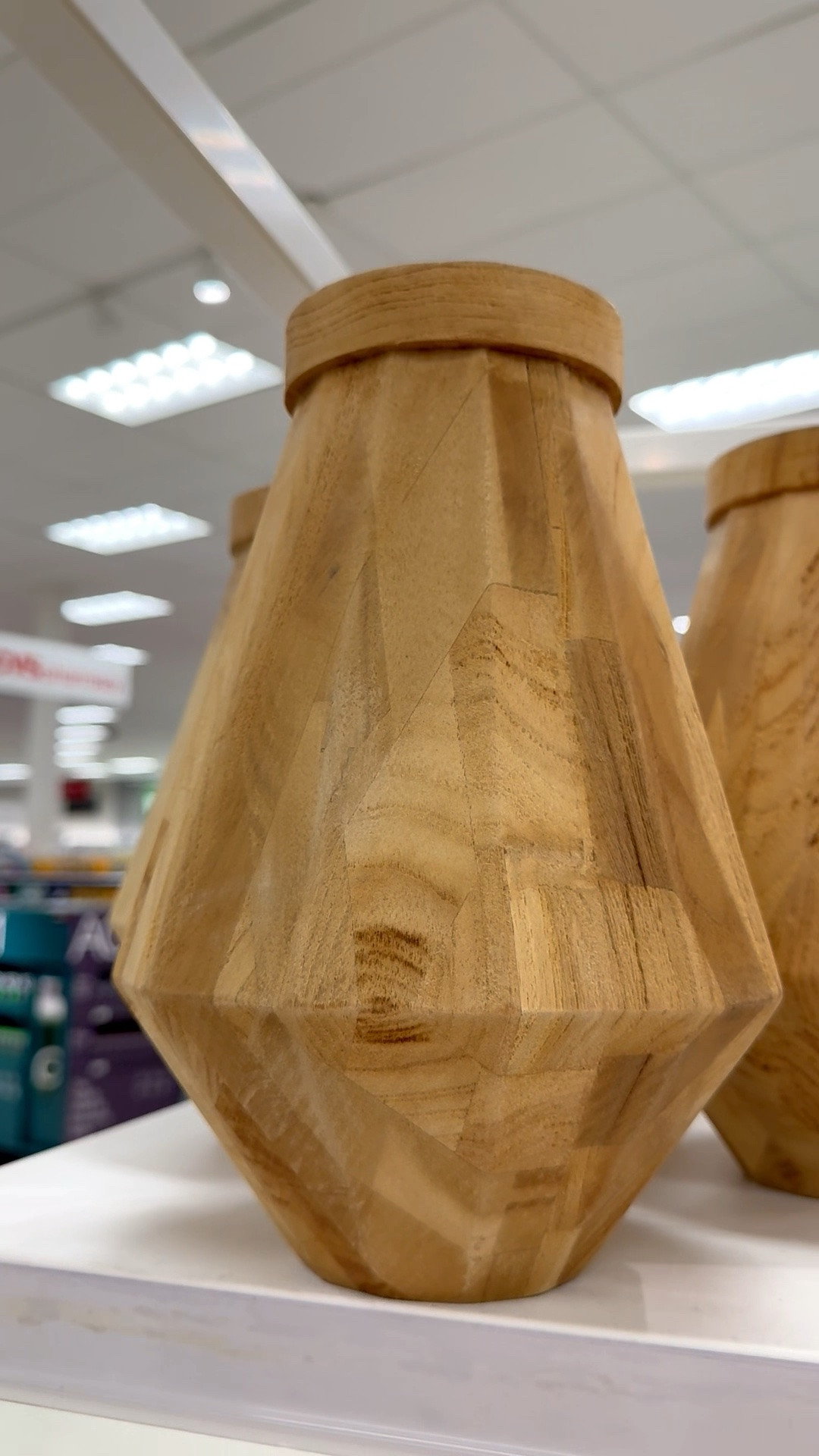 I love the shape of this wood vase and how it can bring texture and warmth to a space. Perfect to display as-is, or for faux stems only (wood is porous). Available in two sizes.✨

And if you’re a mosaic artist, this vase would also make a fun substrate for your tile work. For mosaic tips, tutorials + inspiration please visit my YouTube channel: YouTube.com/julieweilbacher, and follow @julieweilbacher on Instagram.

#woodvase #coffeetabledecor #summerhomedecor #vaseforstems #modernvase #target #mosaic

#LTKSeasonal #LTKHome