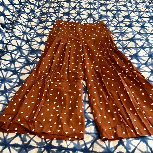 Anthrpologie Polka dot Gaucho pants | Poshmark