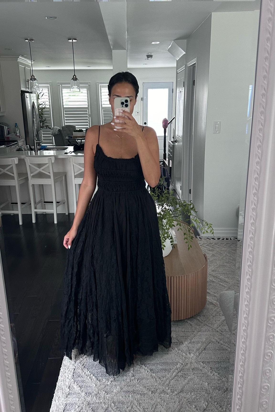 chinese dress ladies KYLA LACE MAXI DRESS – AKIRA main image 1