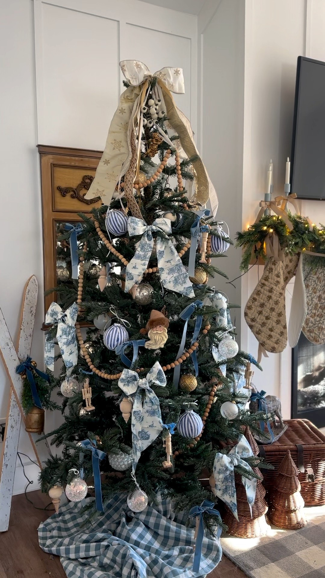 Wreath Sash as Bows!  
Set of six 

#LTKGiftGuide #LTKHoliday