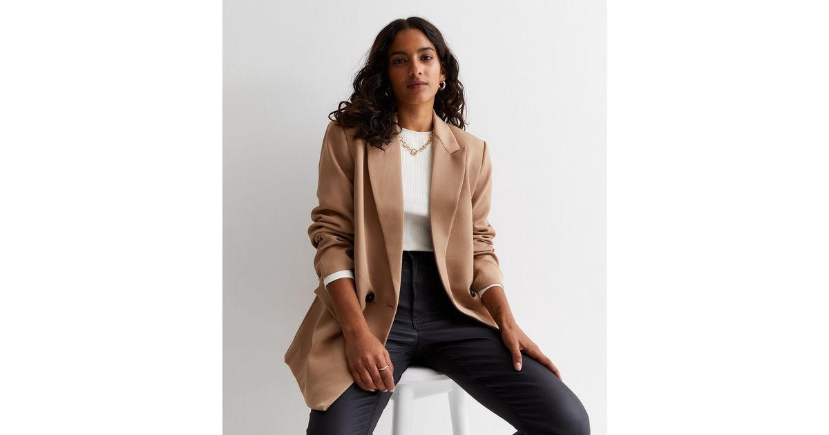 Petite Camel Oversized Blazer
						
						Add to Saved Items
						Remove from Saved Items | New Look (UK)