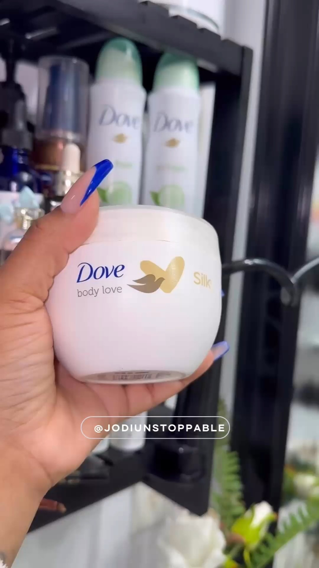 ✨ Glowing skin starts with the right care! ✨ I’ve been using the Dove Body Love Silky Moisturizer daily, and let me tell you—it’s a game changer! 🕊️💛

🌿 Perfect for sensitive skin, it locks in moisture, leaving my skin soft, smooth, and oh-so-silky. The best part? That light, fresh scent that keeps me feeling refreshed all day long. 🌸

Your skin deserves to feel this loved. 💫 If you’ve been looking for the perfect way to elevate your skincare routine, THIS is it! Don’t just moisturize, Dove Body Love! 💕
@dove 
💭 Have you tried this yet? Let me know in the comments, or tag someone who NEEDS this in their life! 🙌👇

#SkinCareRoutine #SoftSkinGoals #BodyLove #DoveSilky #SelfCareEveryday #LoveYourSkin #fyp #fypシ #ex #explorepage #explorepage✨ #trendingreels #trending #viral #trendingsound #contentcreator

#LTKStyleTip #LTKBeauty #LTKFamily