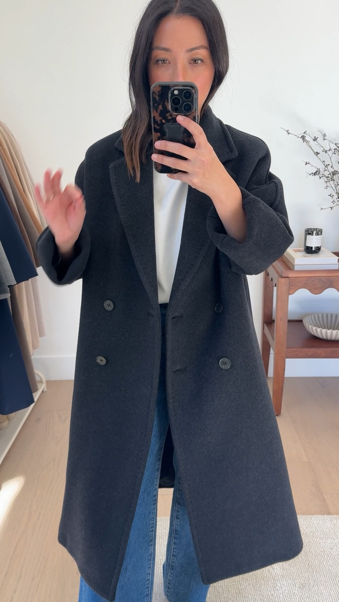 Aritzia Slouch coat, lined. Warm winter coat in the short length. Size xs. 

Aritzia Slouch coat xs short 
Aritzia tee medium
Aritzia jeans 26, cut hems
Madewell Dimes boots 5.5

#LTKPetite