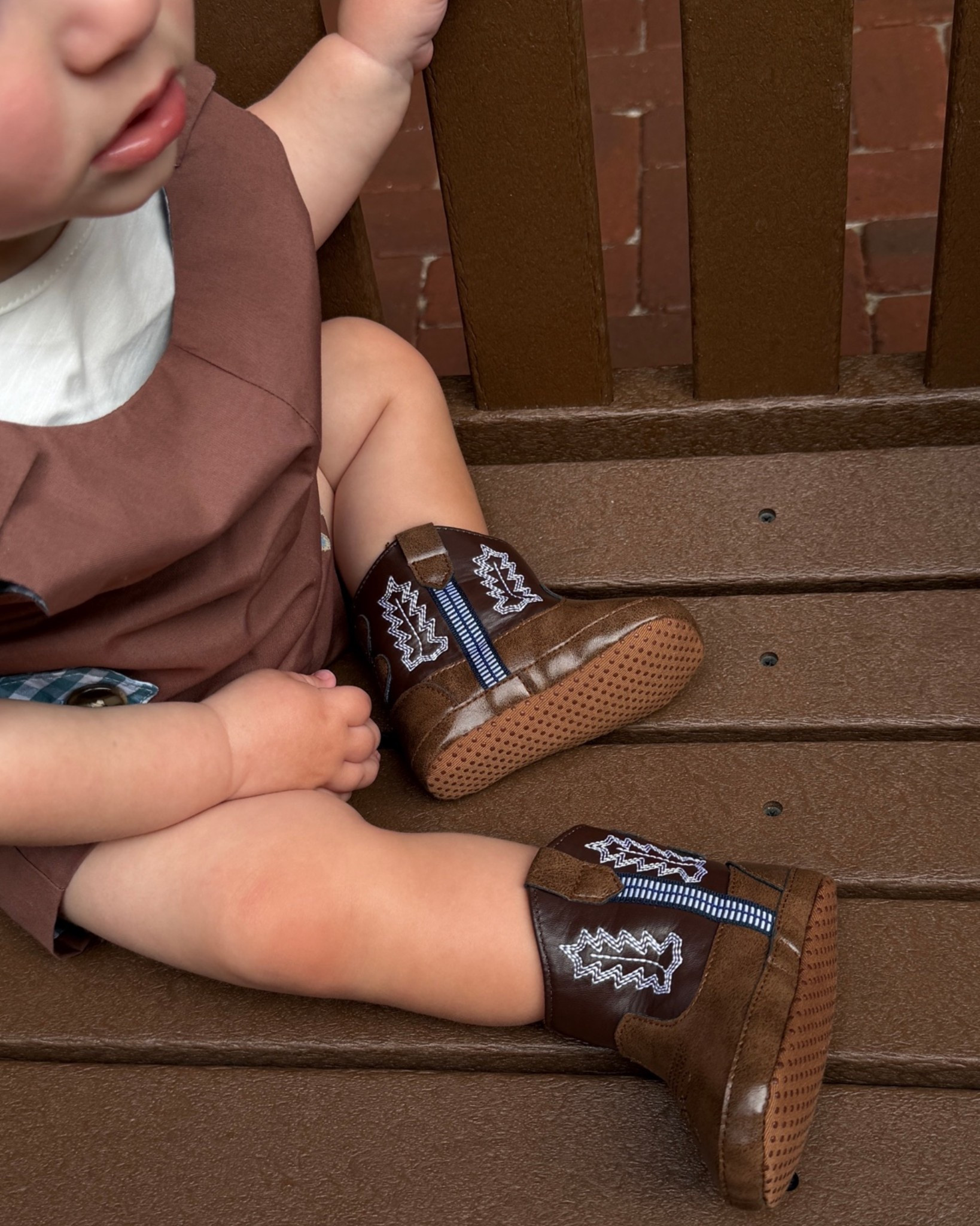 Baby cowboy boots 🤠