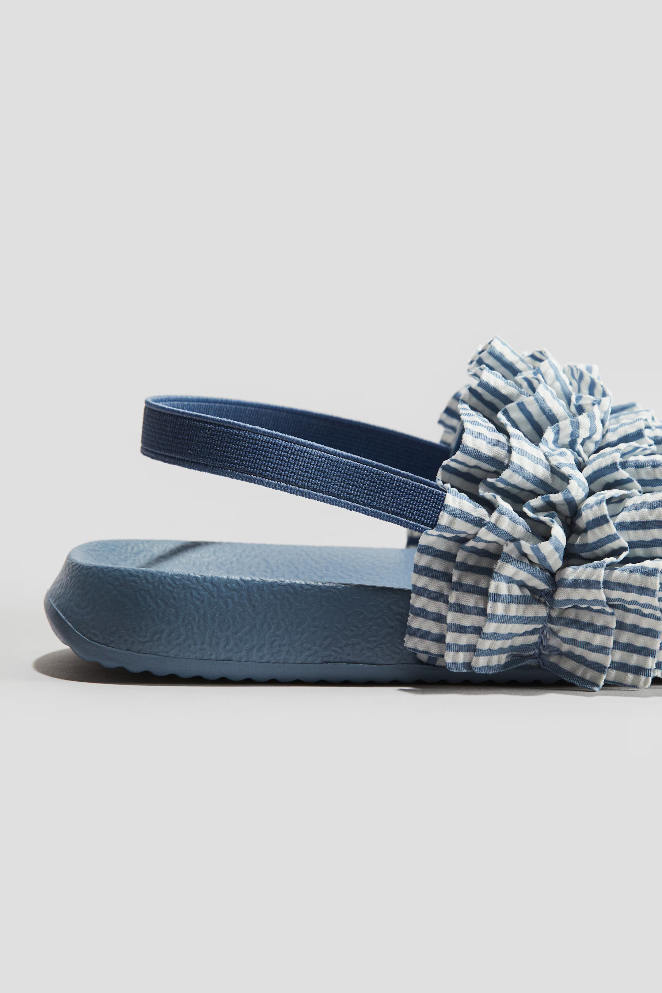 Pool Shoes | H&M (US + CA)