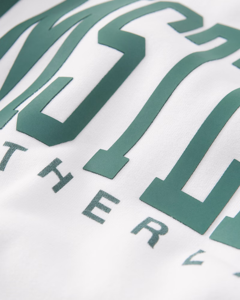 Women's 90s Sharkbite New York Graphic Sweatshirt | Women's Tops | Abercrombie.com | Abercrombie & Fitch (US)