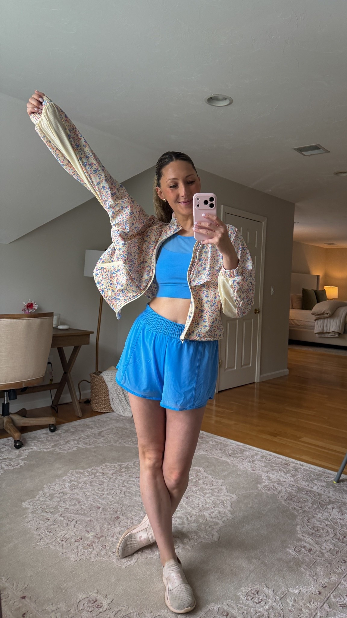 a bright matching set always makes me happy 🩵

#LTKootd #LTKActive #LTKmomlife
