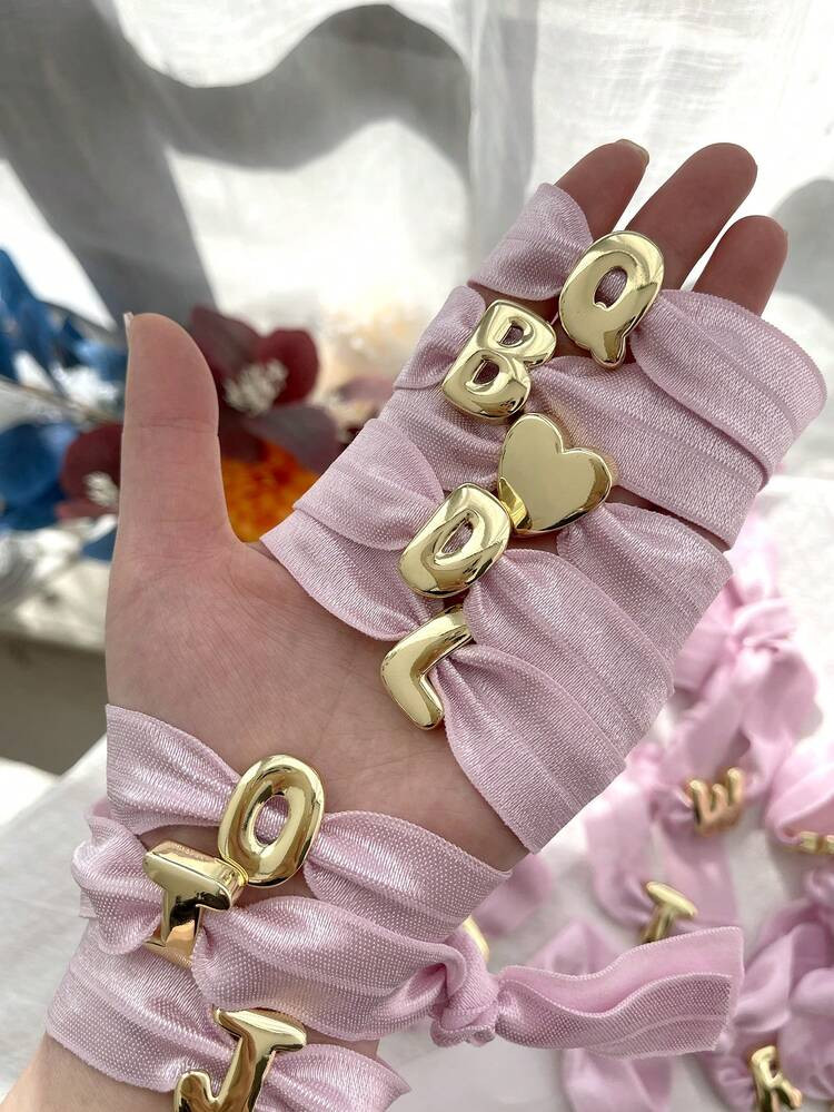 1pc Creative Fashion Elegant Sweet Exquisite Gorgeous Copper 26 Alphabet Velvet Stretch Bracelet For Women, Sisters, Couples, Jewelry Gift, Suitable For Valentine's Day, Daily Dates, Parties, Holidays, Weddings, Gifting, Vacation Wear (Handmade Knotted, Length & Size May Vary) | SHEIN