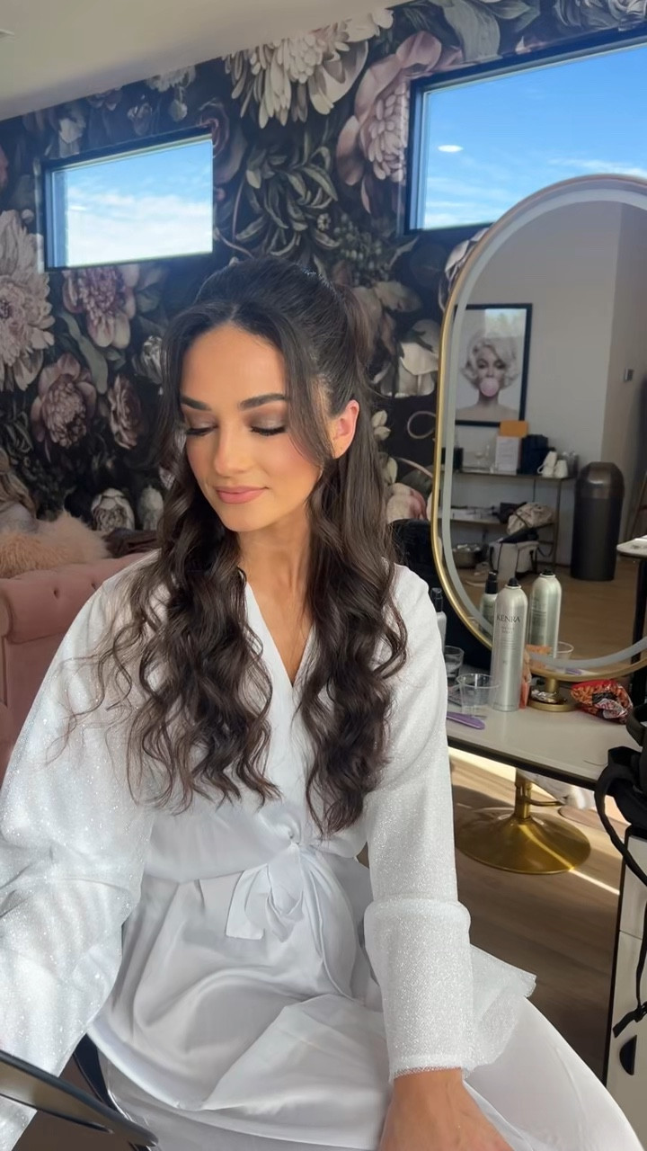 this video gives a better look at the robe I wore for getting ready the day of my wedding! loved the glittery sleeves to fit the vibe for our NYE wedding 💖

#LTKMostLoved #LTKwedding #LTKfindsunder100