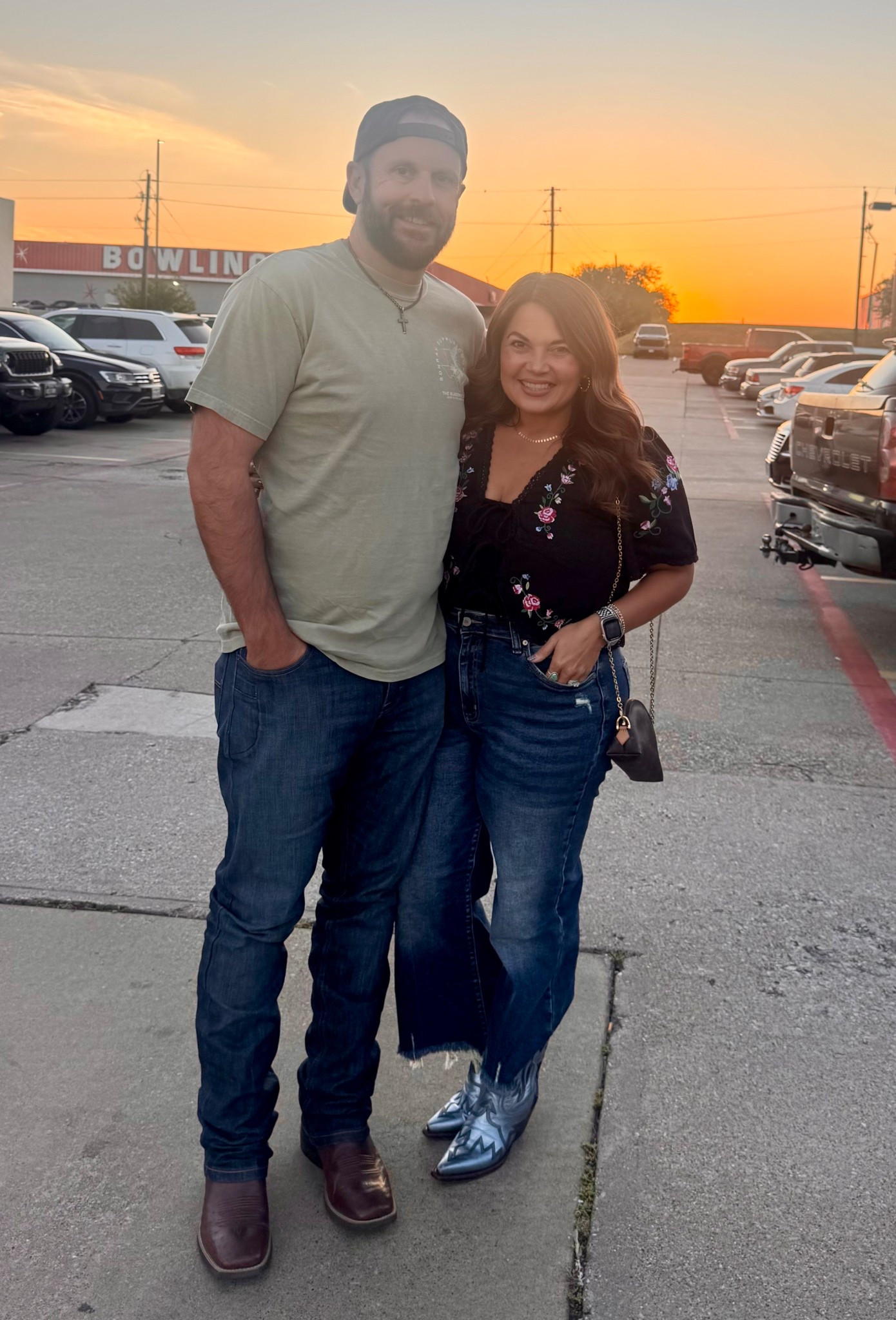 Casual night out. 

#LTKMidsize #LTKSaleAlert #LTKootd