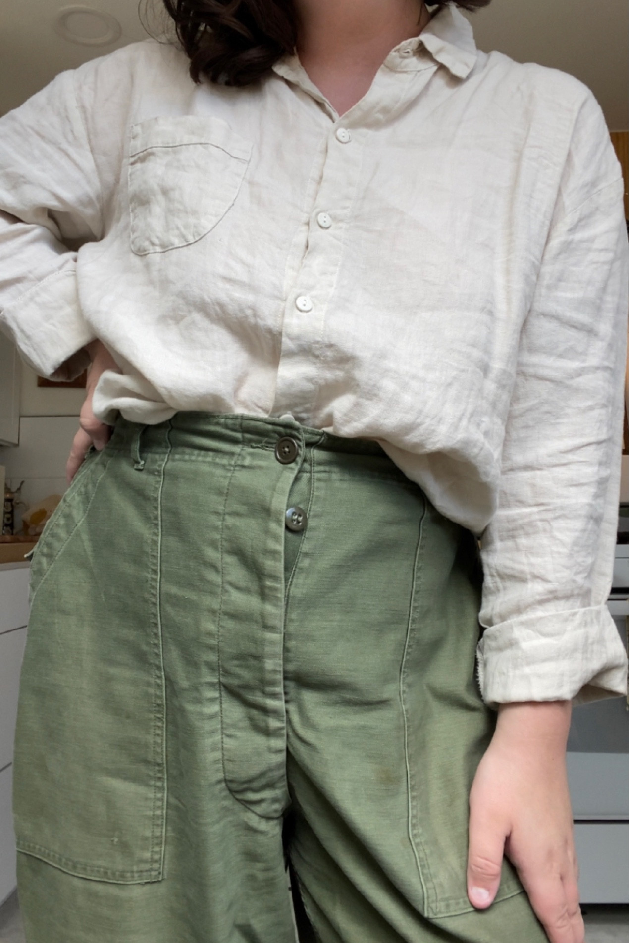 i get asked about these pants A LOT & im sorry to say but they are vintage & thrifted :,,( HOWEVER this brand has lots & lots of these vintage army type pants <3