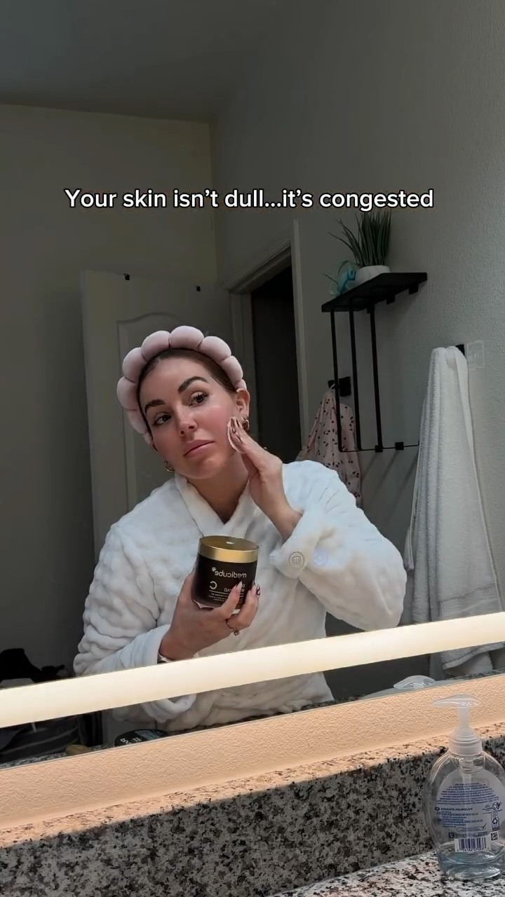 Dead skin buildup can make your complexion look dull 🥲 these toner pads always come to my rescue 

#vitaminc #tonerpads #dullskin #vitamincskincare #medicubetonerpad

#LTKSpringSale #LTKselfcare #LTKBeauty