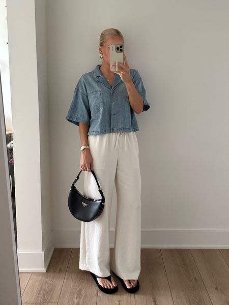 Easy Summer Outfit

My top and pants are from Aritzia. I’m wearing a small in both.Shoes are true to size from Steve Madden. My bag is Prada. and perfect for summer. Linking my Amazon earrings too.

#kathleenpost #summerfashion #summeroutfit

#LTKStyleTip #LTKItBag 

#LTKSeasonal