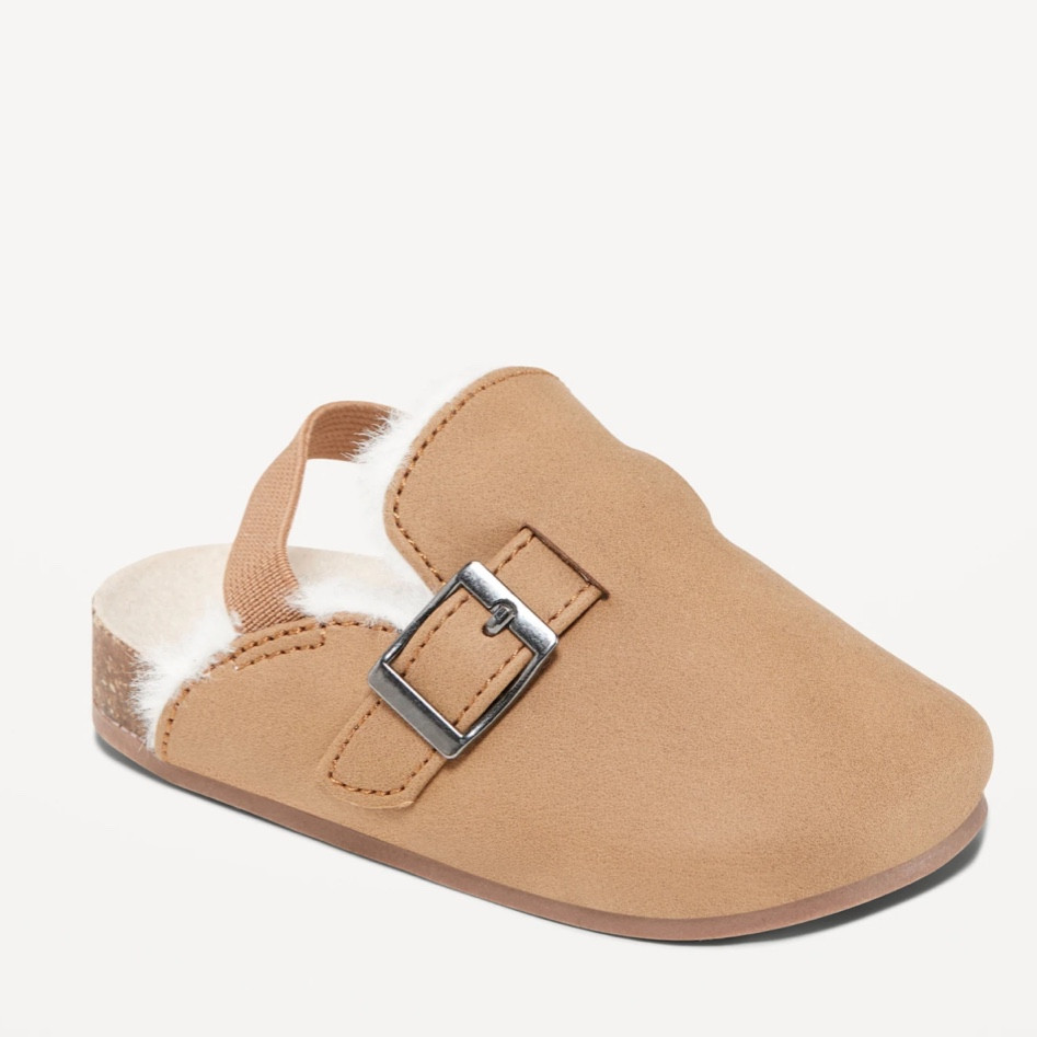 Baby clogs on sale 😍


Baby shoes. Fall must haves. Fall shoes for girls. Sale alert  

#LTKSeasonal #LTKbaby #LTKsalealert