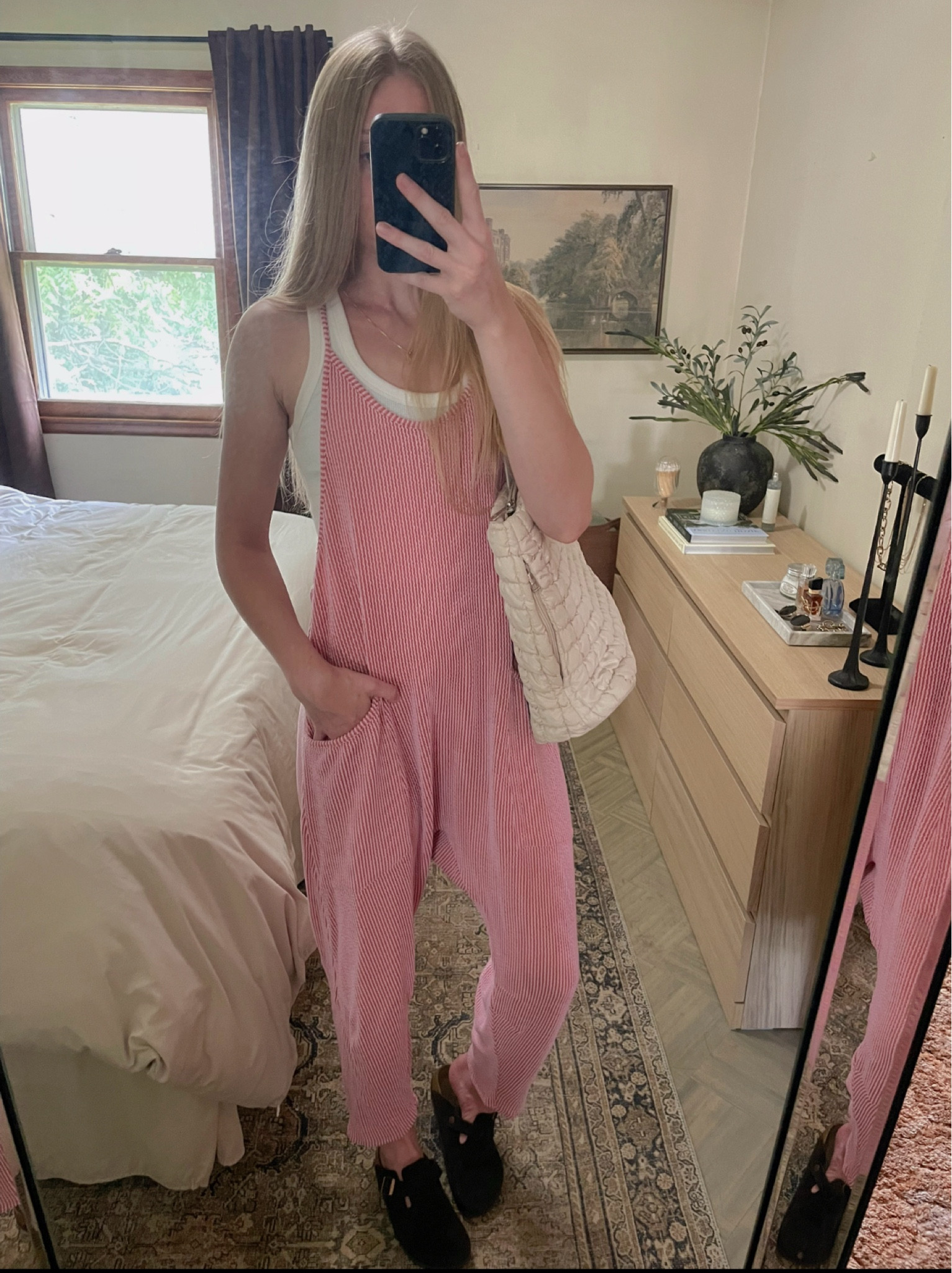 Jumpsuit is from Dry Goods but I’ve linked similar. Bag is Target from two years ago but I’ve linked similar 

#LTKShoeCrush #LTKFindsUnder100 #LTKStyleTip