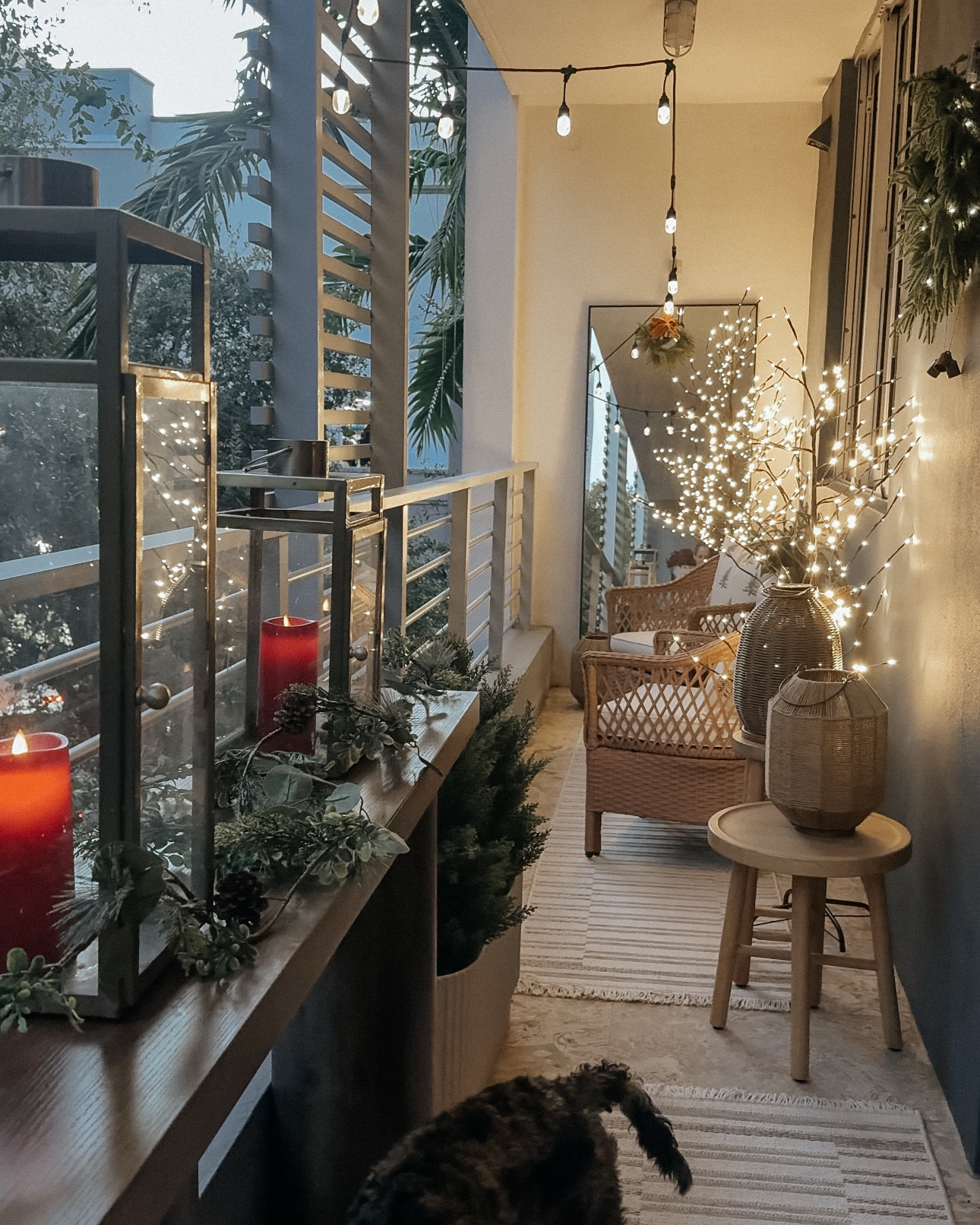 A festive balcony moment 🌲✨

#christmasdecor 

#LTKHoliday #LTKHome #LTKSeasonal