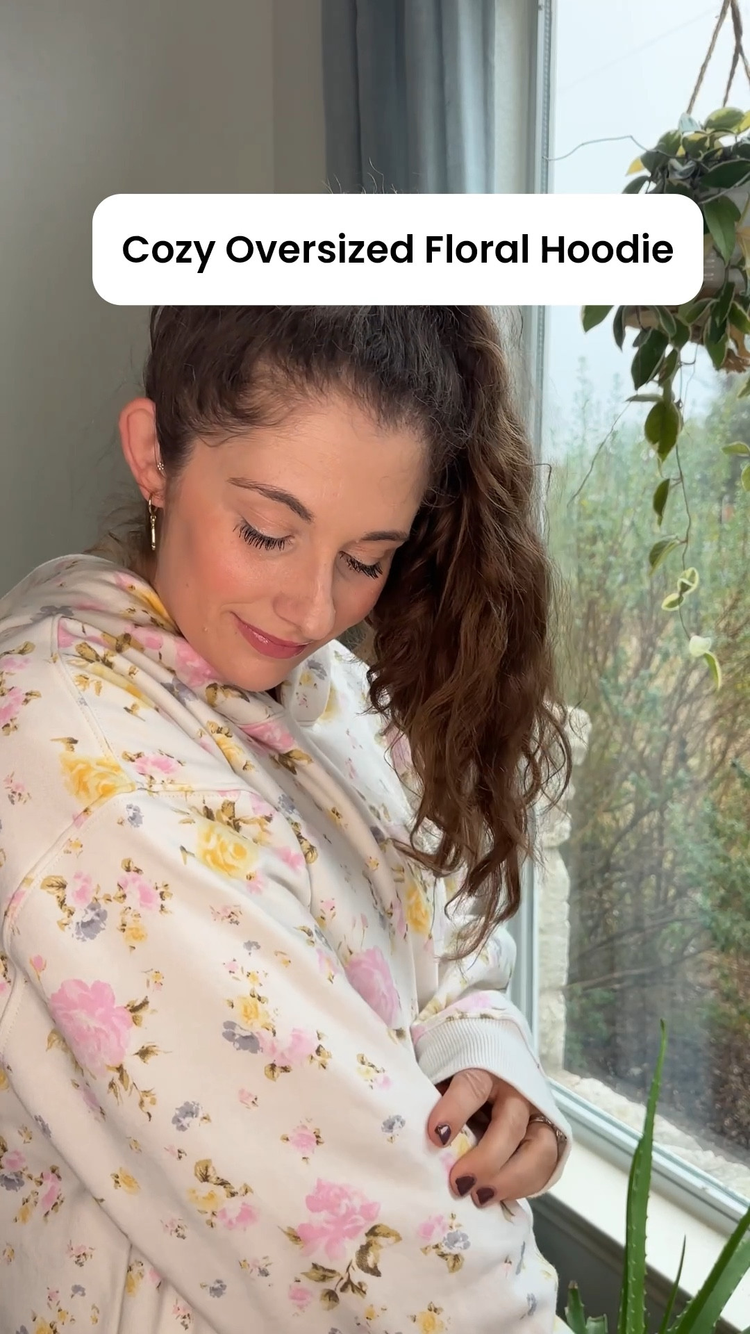 I’m officially in my comfy era and this floral hoodie fits the mood perfectly 🌿
Oversized, lightweight, and so easy to wear. I’ve been living in it with this cold weather around the house, but it’s just as cute dressed up a little for errands. If you love cozy pieces that still feel put together, you’ll love this one.

Size M, it fits perfectly oversized.

#cozyoutfit #ltkstyle #everydaywear #momuniform #casualcomfort

#LTKPetite #LTKootd #LTKmomlife