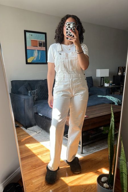 I’m loving overalls for spring! They’re so easy to layer with a plain t-shirt and a cardigan if it gets chilly out. This pair comes in cream and in a light wash denim and I, of course, purchased both because overalls have been on my wish list for a very long time! They’re comfy enough to wear while working from home, but stylish enough to wear for running errands or a casual day out!

#LTKstyletip #LTKcurves #LTKSeasonal