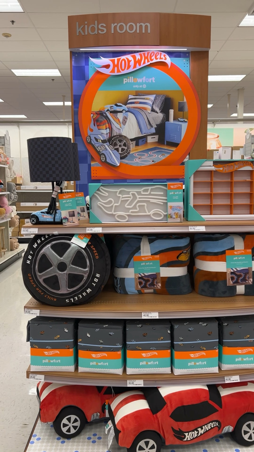 40% off today only! Hot Wheels x Pillowfort @Target 

#kidsroom #bedroom #targetfinds #targethome #newattarget #playroom

#LTKSaleAlert #LTKHome #LTKKids