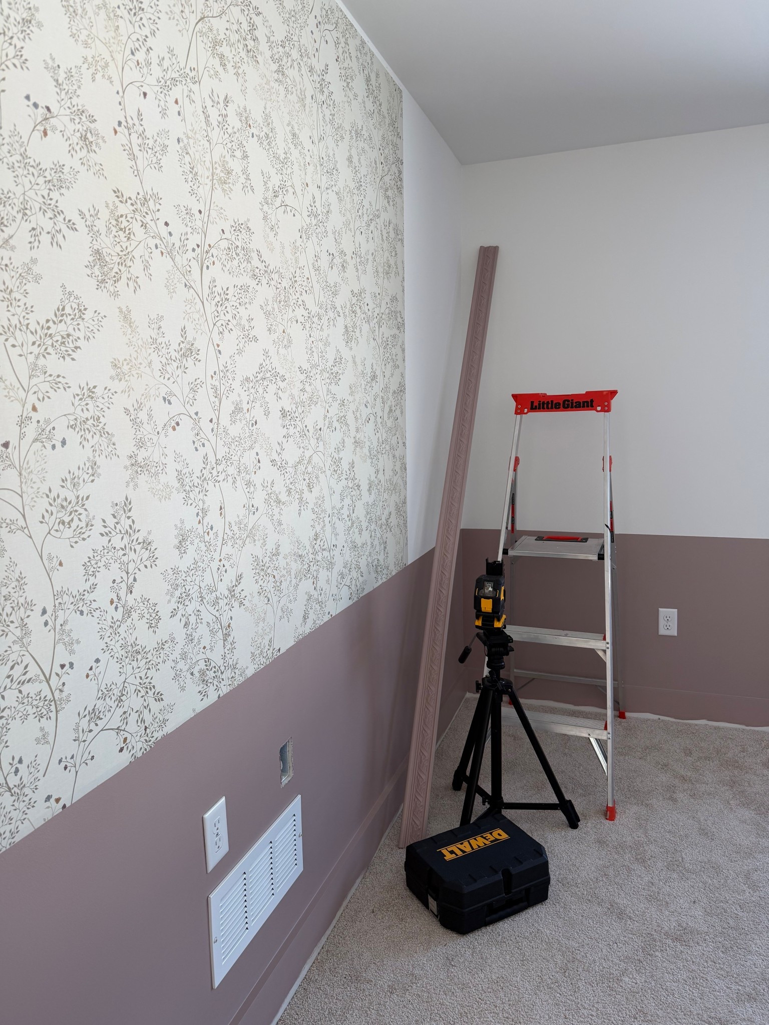 If you need a gift idea for the man in your life who seems to have it all, check out this self leveling laser kit. A literal GAME CHANGER for any home improvement/DIY projects. The way this tool has made an intimidating project run so smoothly is mind blowing. 
#homeimprovement #DIY #laserbeamlevel

#LTKSaleAlert #LTKHome #LTKGiftGuide