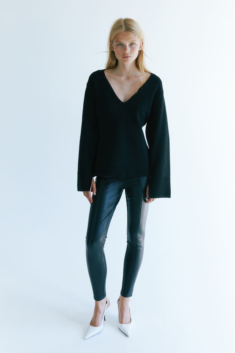 Coated crease-front leggings - Black - Ladies | H&M GB | H&M (UK, MY, IN, SG, PH, TW, HK)