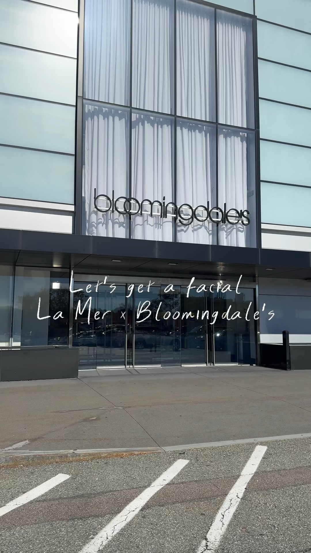 A much needed facial after the wedding with @lamer at @bloomingdales. All products used are linked via @shop.LTK To book your complementary La Mer Hydrating Energy Facial, email CHSpa@bloomingdales.com. @bloomingdales and @lamer, #bloomingdales  #ad 
