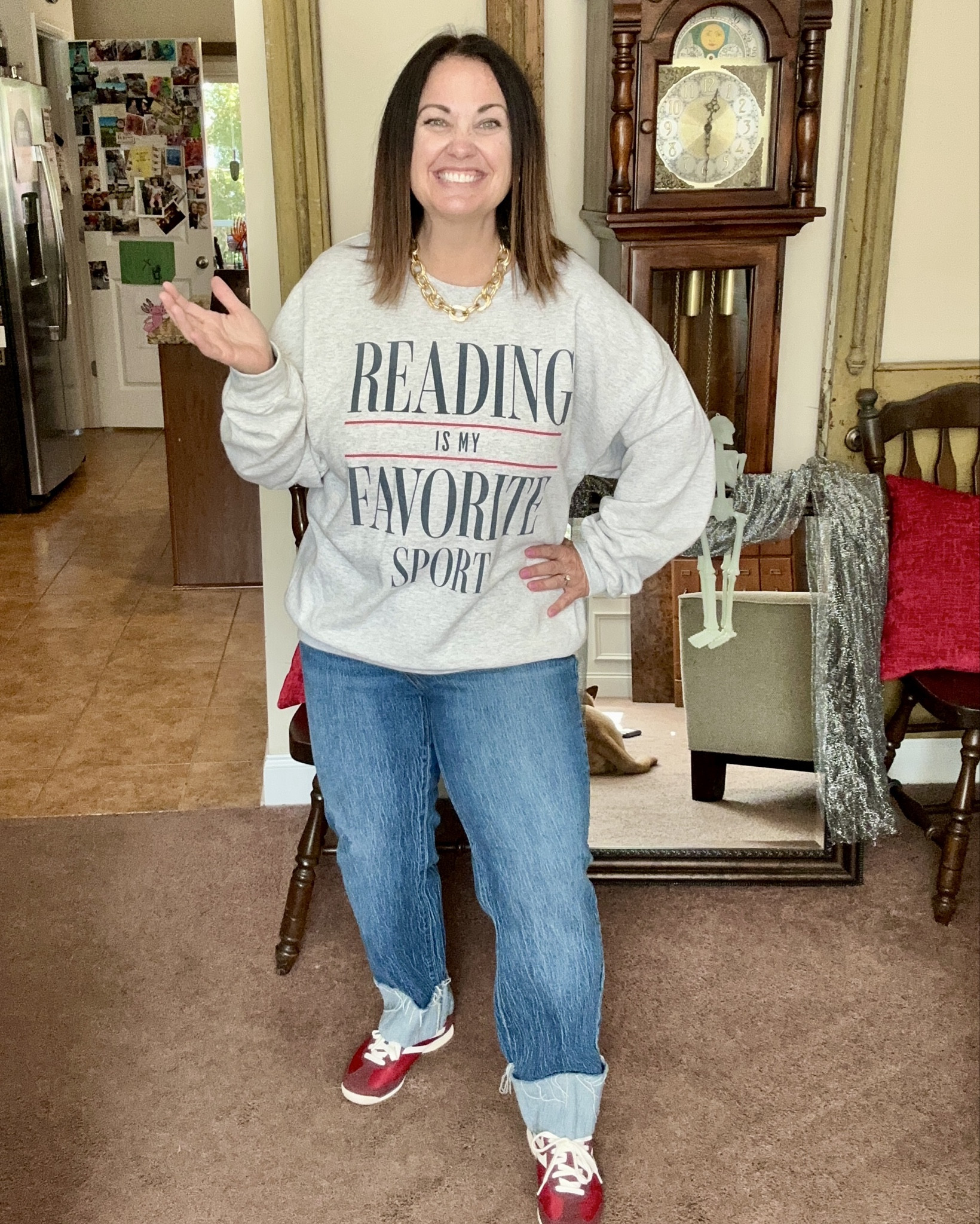 A favorite sweatshirt still ❤️

#LTKFindsUnder50 #LTKOver40 #LTKMidsize