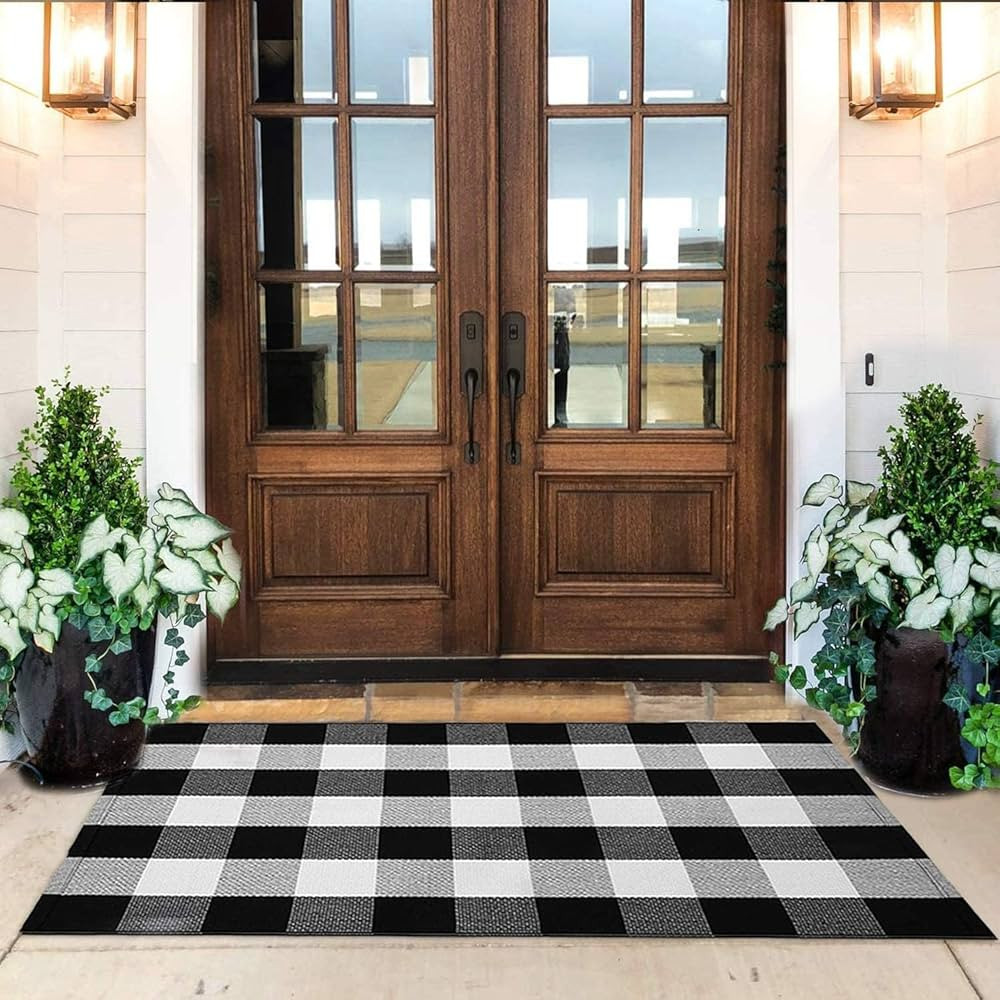 Cotton Buffalo Check Rug 27.5 x 43 Inches, Buffalo Plaid Rug, Washable Hand-Woven Outdoor Checker... | Amazon (US)
