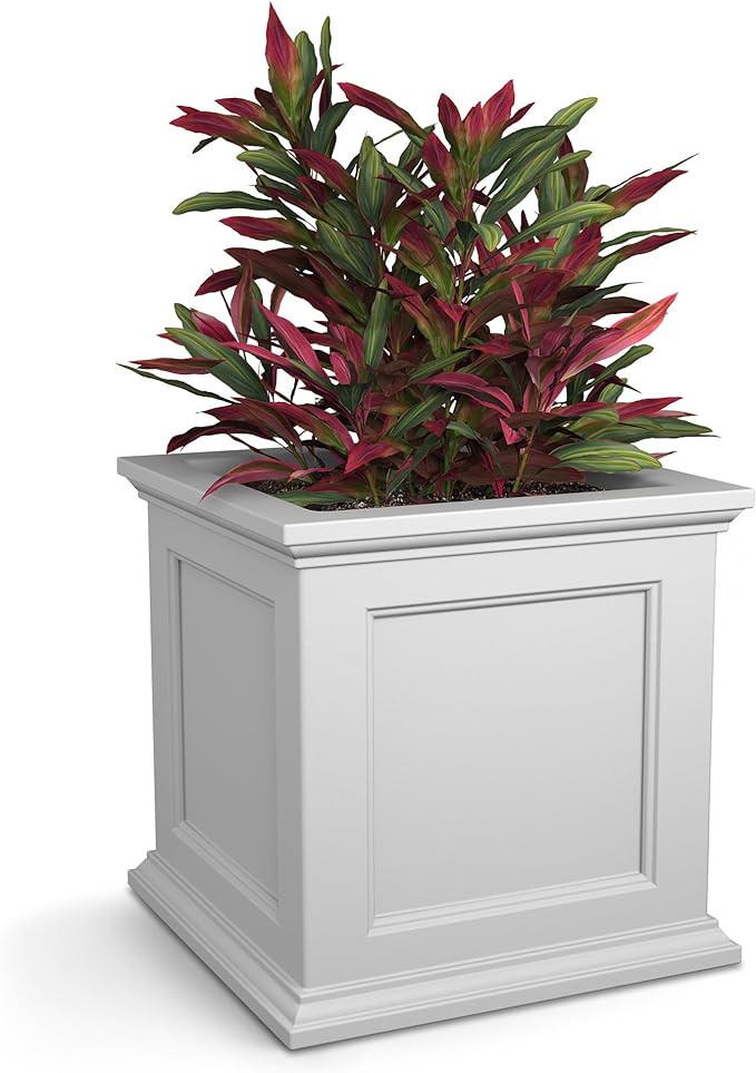 Mayne 5825W Fairfield Patio Planter, White, 20-Inch | Amazon (US)