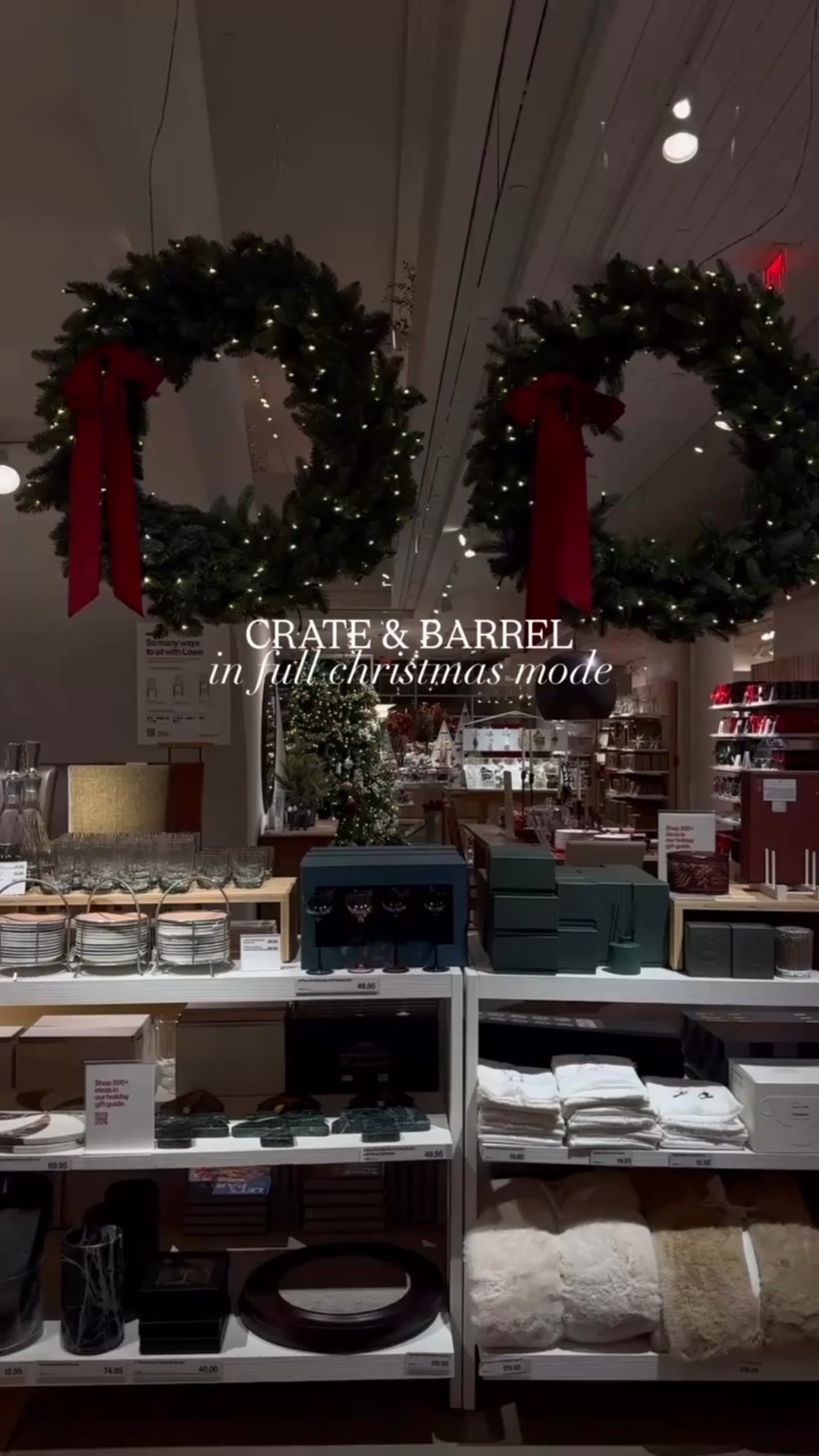 wow! consider me officially defrosted😍@crateandbarrel in full Christmas mode and it makes me so happy🤎

#christmasfinds #holidaydecor #holidayseason #holidayhome #holidayinspo #christmasinspo #holidaystyling #christmashome #redchristmas #crateandbarrelchristmas

#LTKHome #LTKSeasonal #LTKHoliday