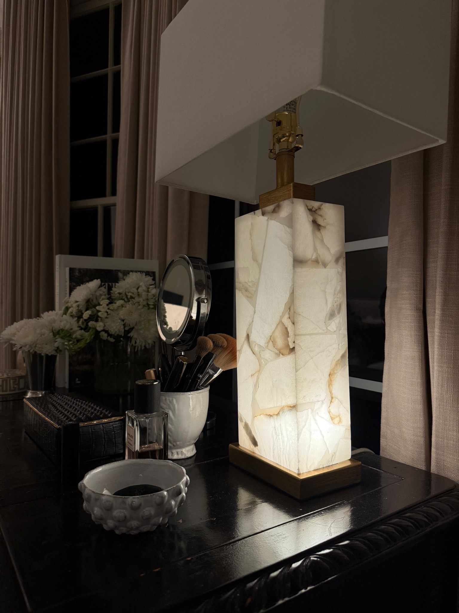 This lamp is soooo cool! The bottom glows! You can also have the lampshade part on by itself or both going at the same time! It’s so pretty at night!

#LTKSaleAlert #LTKHome #LTKdayinmylife